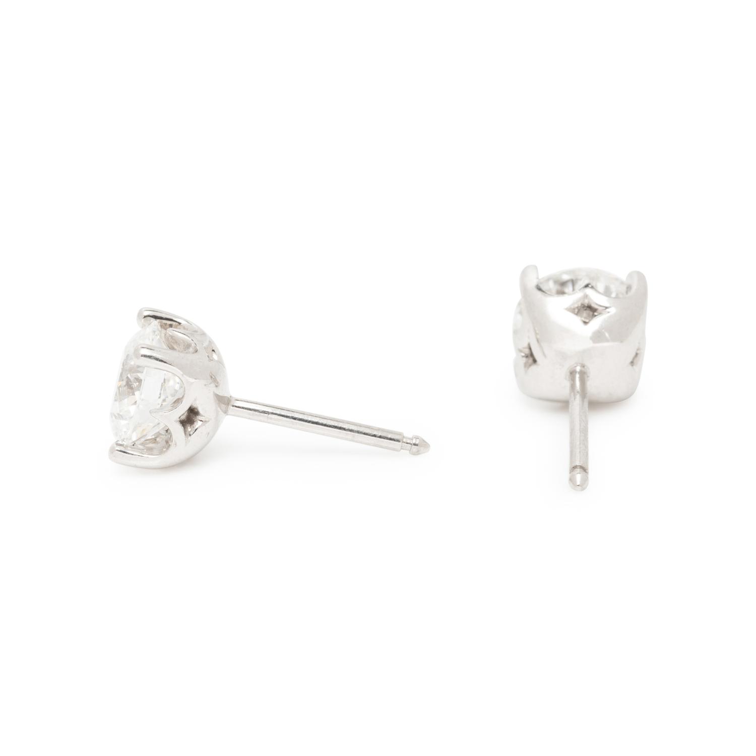 DIAMOND STUD EARRINGS