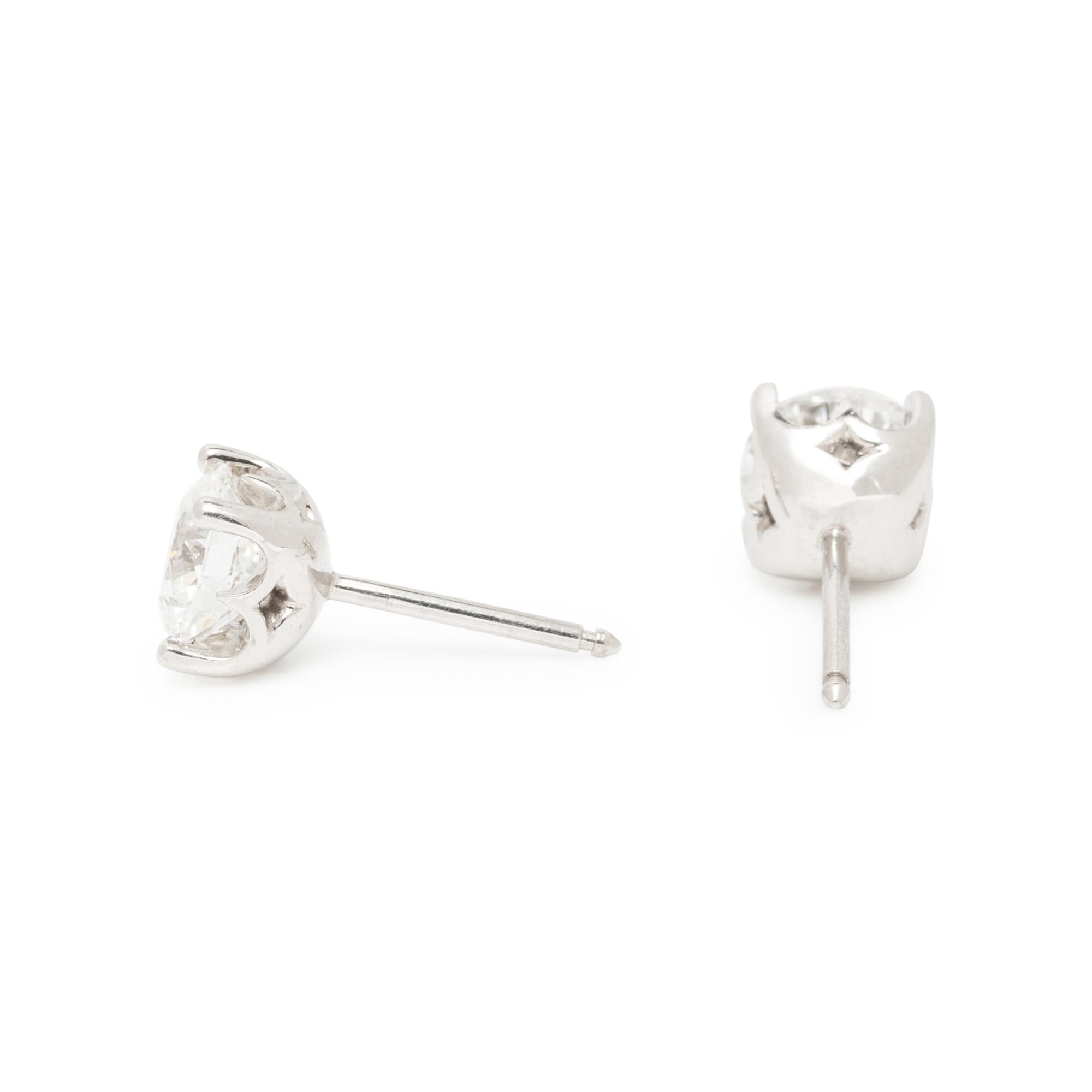 DIAMOND STUD EARRINGS