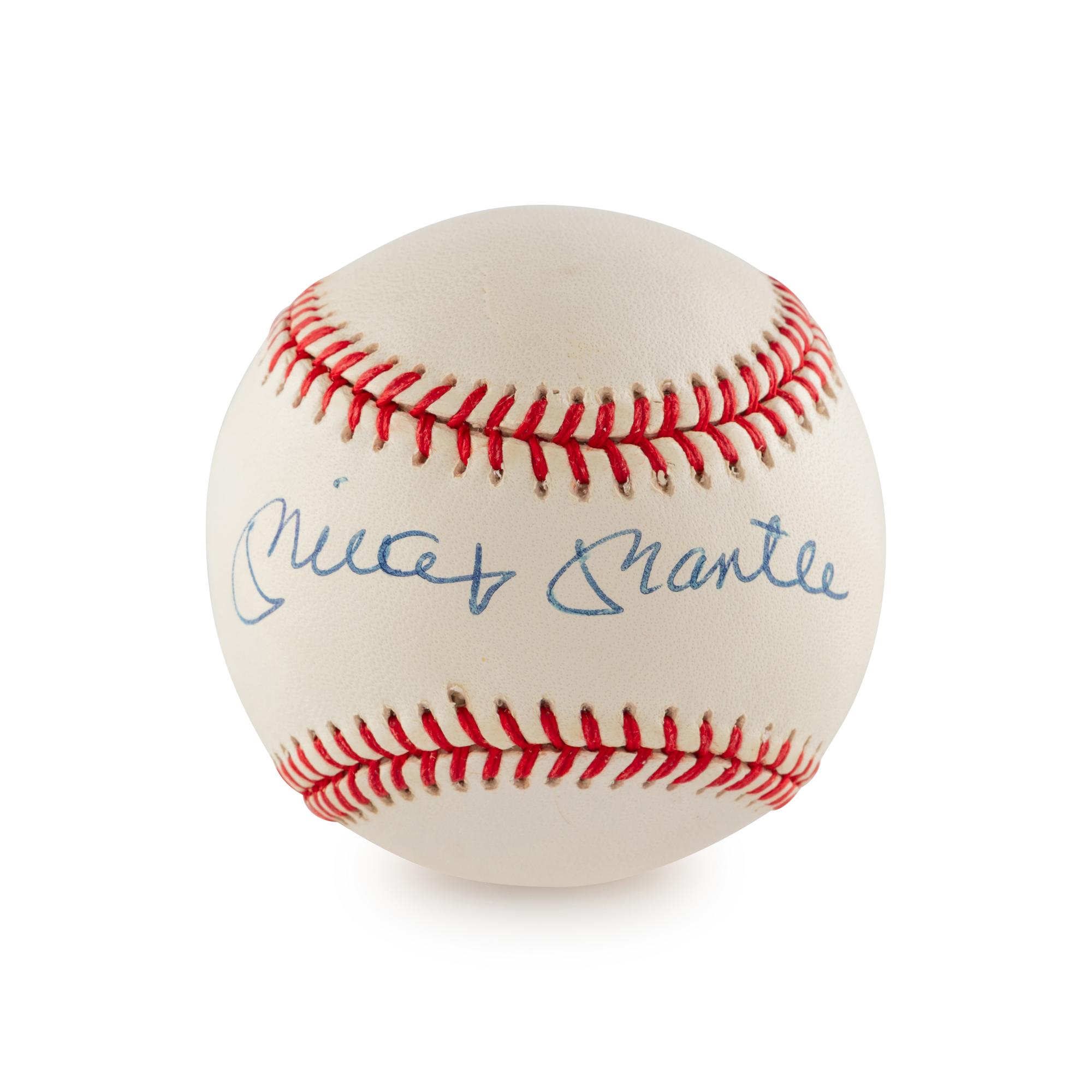 A MIckey Mantle Single Signed Autograph Baseball (Beckett Authentication Services)