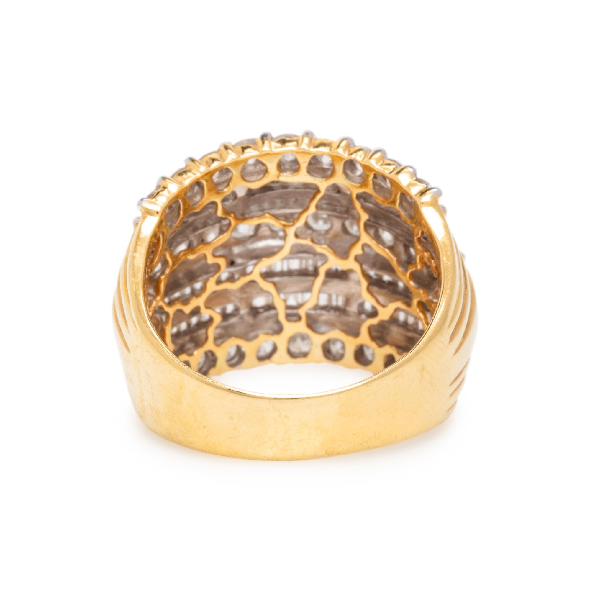 DIAMOND AND YELLOW GOLD RING