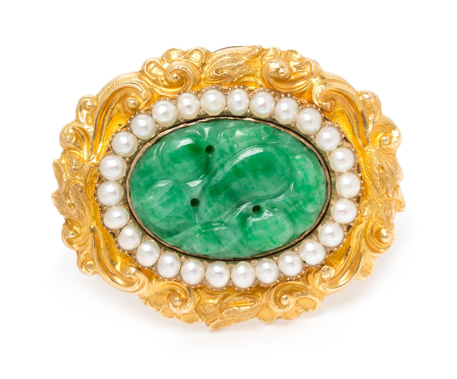An Early Victorian Yellow Gold, Seed Pearl and Jade Pendant/Brooch, 8.05 dwts.