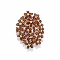 GARNET AND YELLOW GOLD FLOWER PENDANT BROOCH
