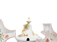 An Italian Ceramic Dinner Service