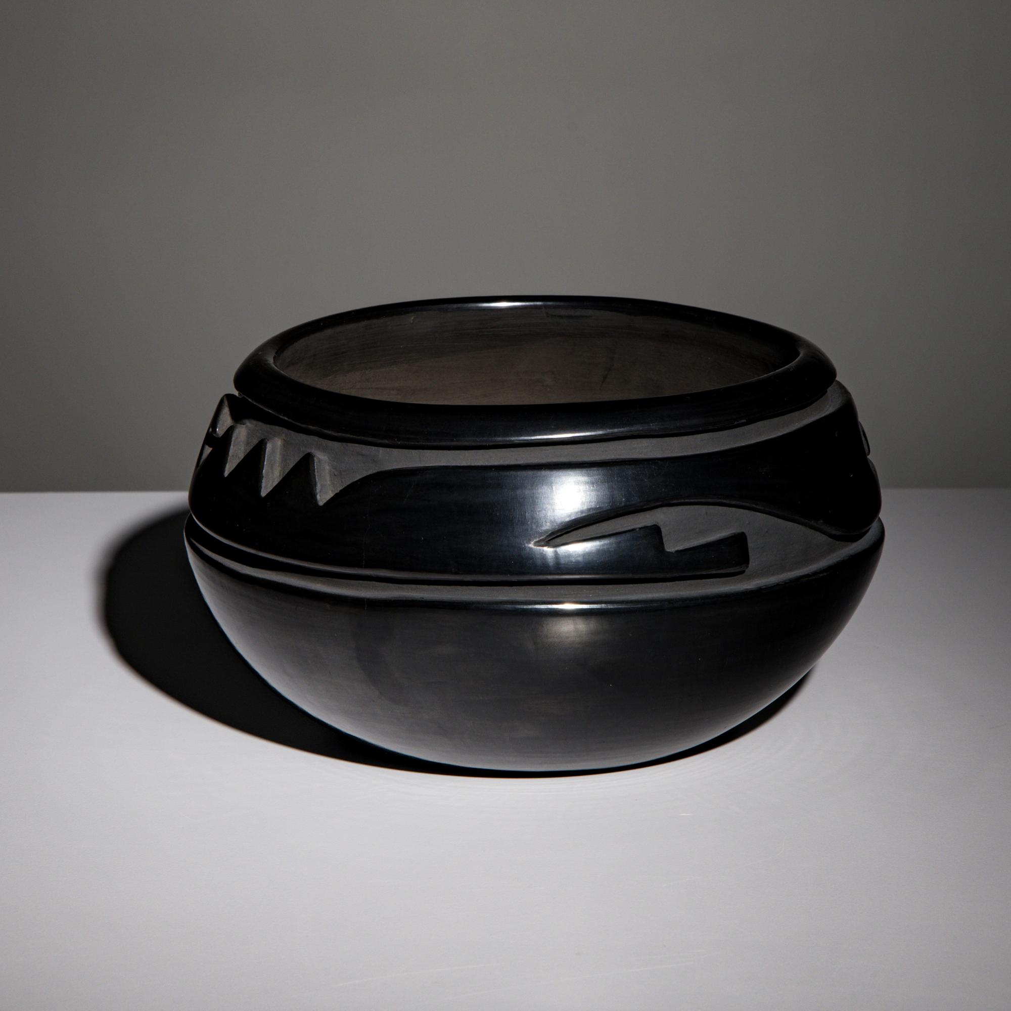 Stella Chavarria (Santa Clara, b. 1939) — Carved Blackware Pottery Jar