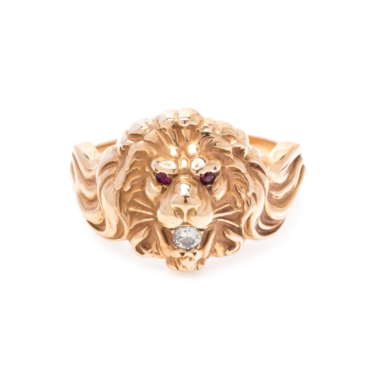 YELLOW GOLD, DIAMOND AND RUBY LION RING