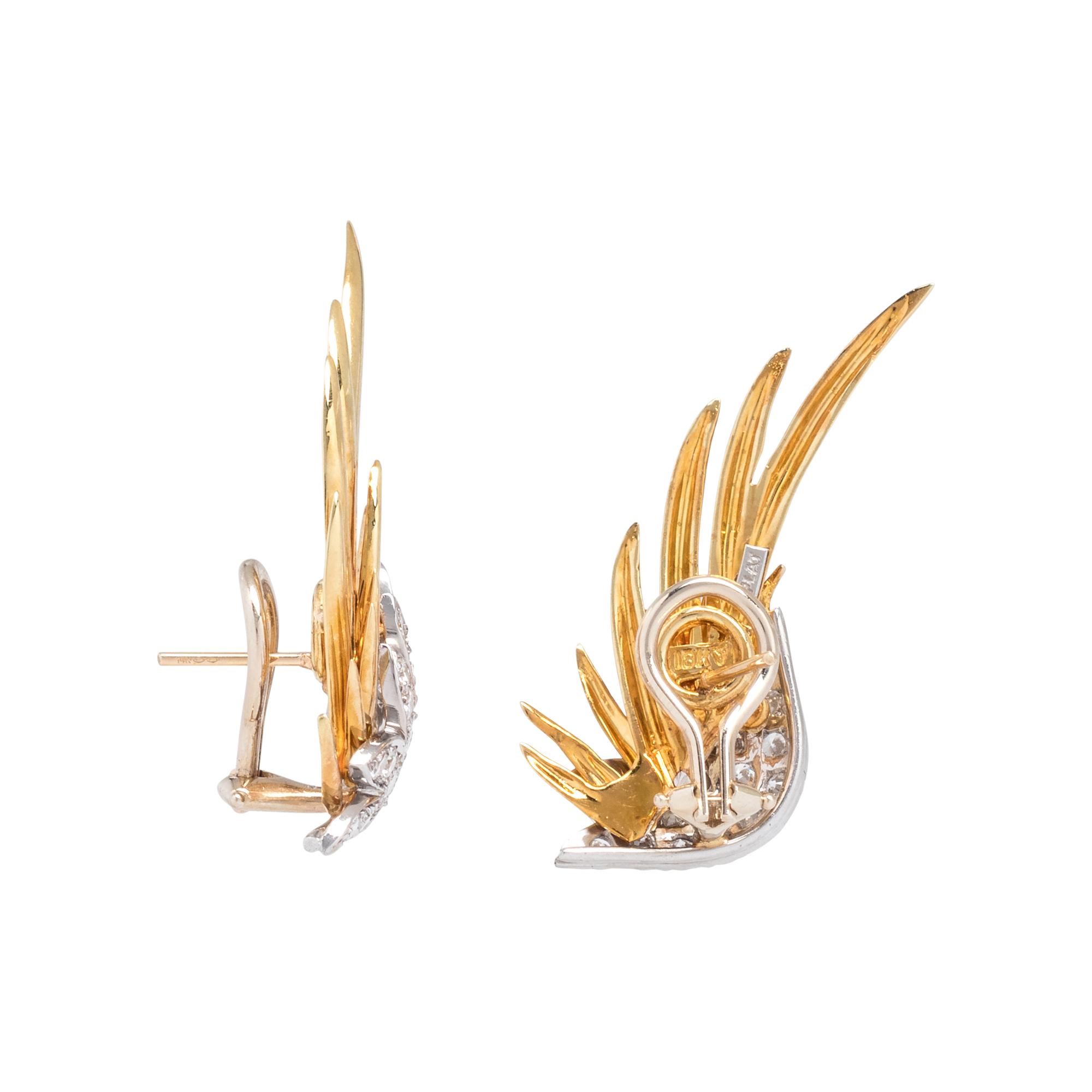 YELLOW GOLD AND DIAMOND EARCLIPS