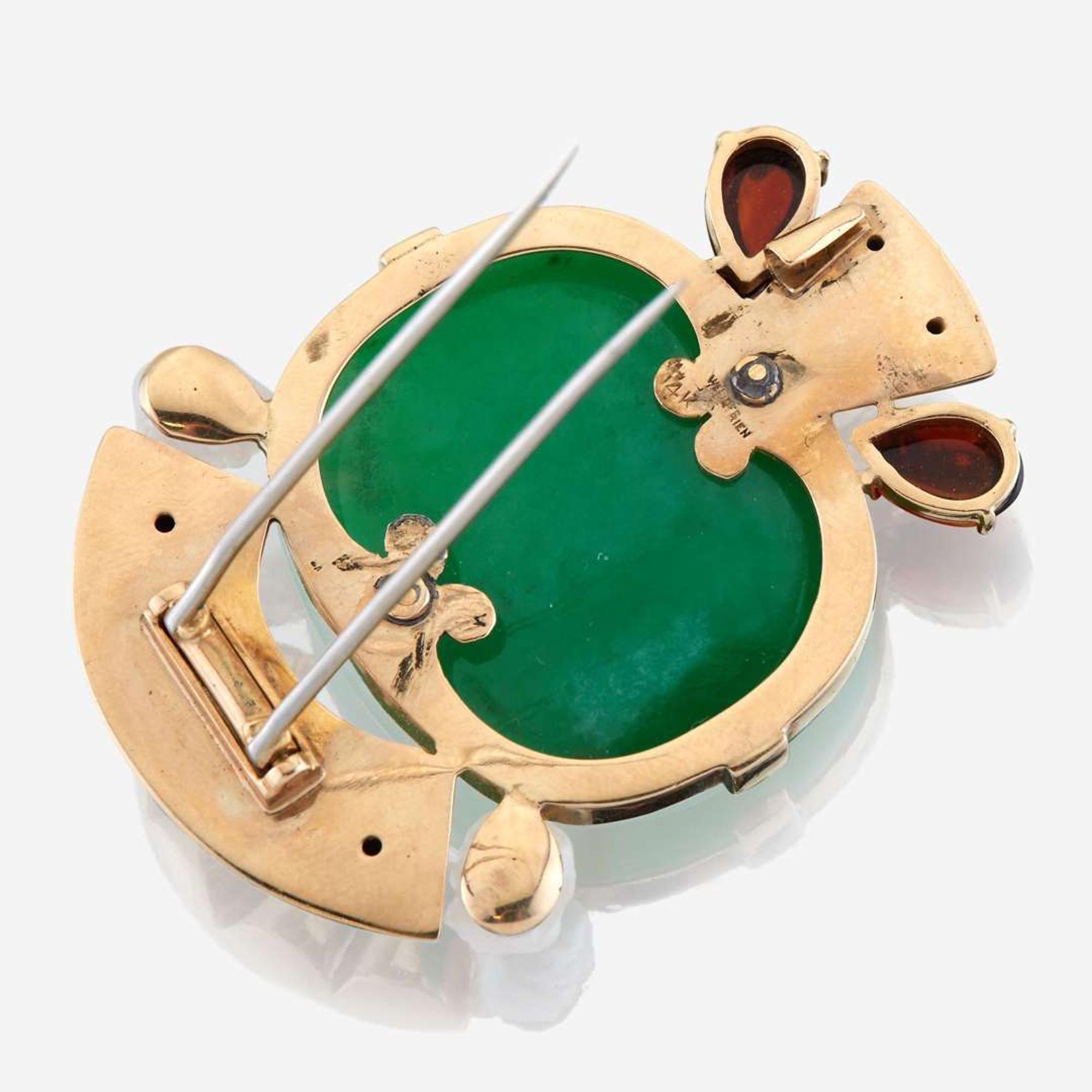 A jadeite jade, amber, cultured pearl, and gold brooch, Wedderien