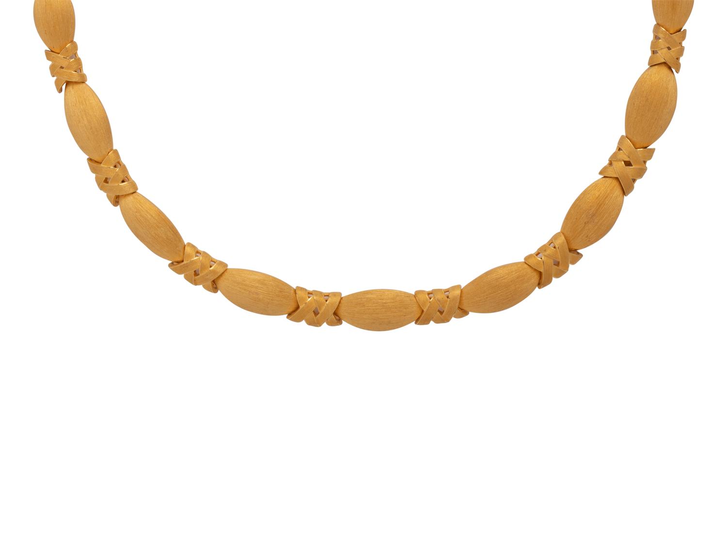 HIGH KARAT GOLD NECKLACE