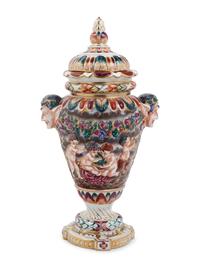 A Capodimonte Porcelain Urn