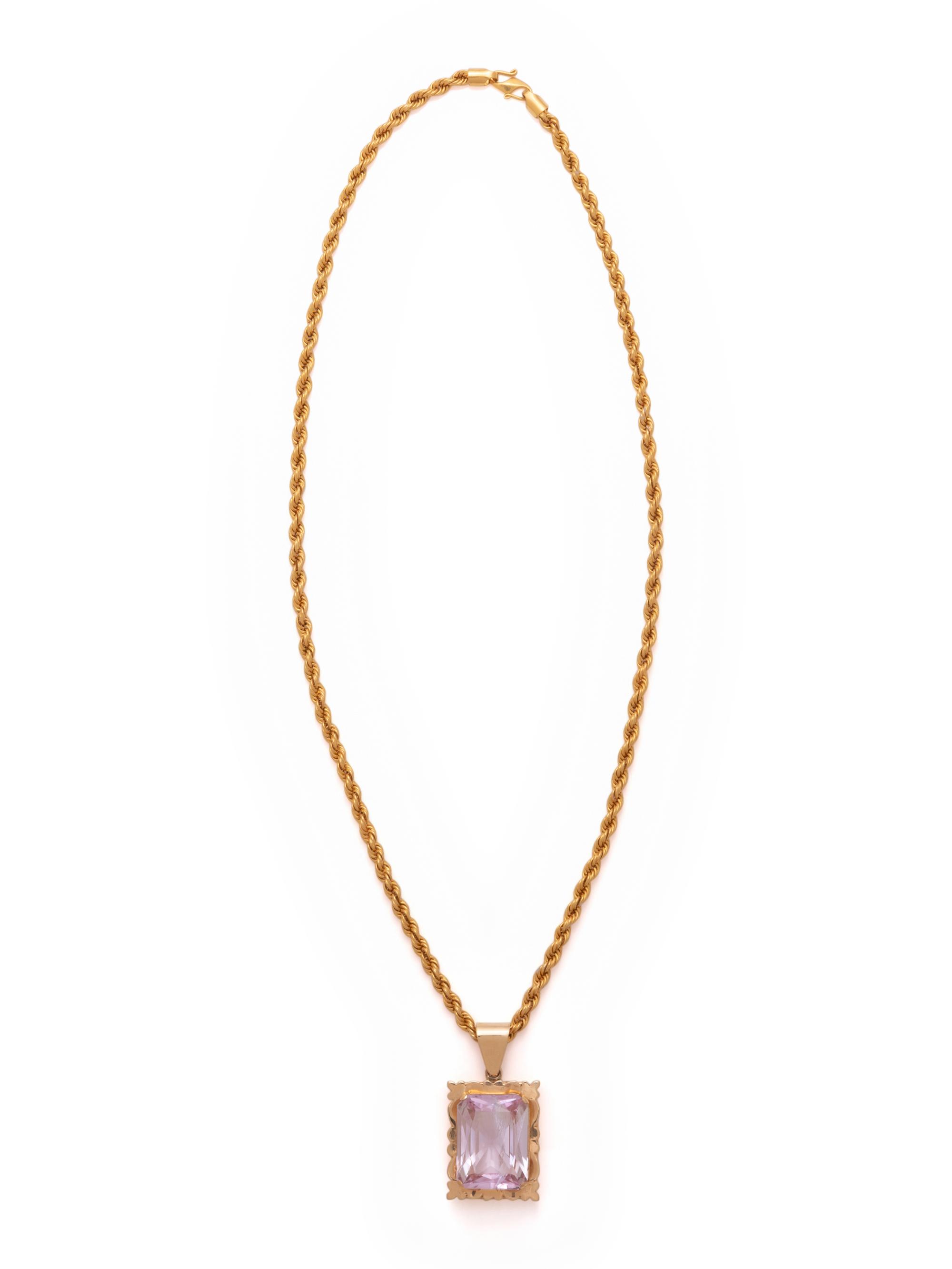 YELLOW GOLD AND KUNZITE PENDANT/NECKLACE