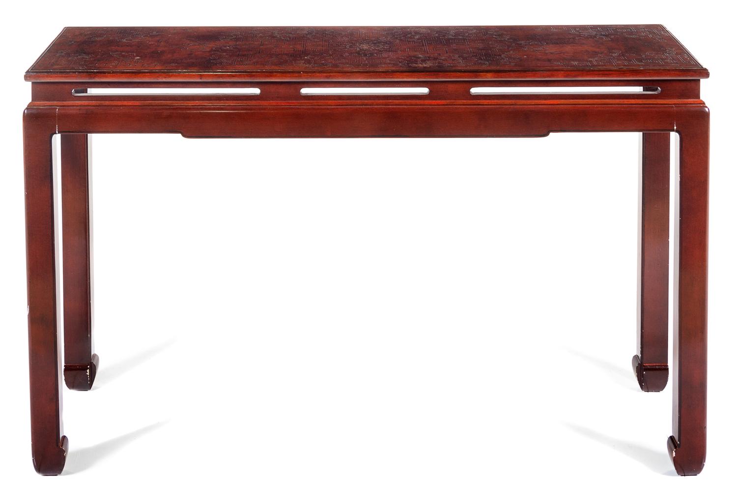 A Chinese Export Lacquered Console Table — 20TH CENTURY