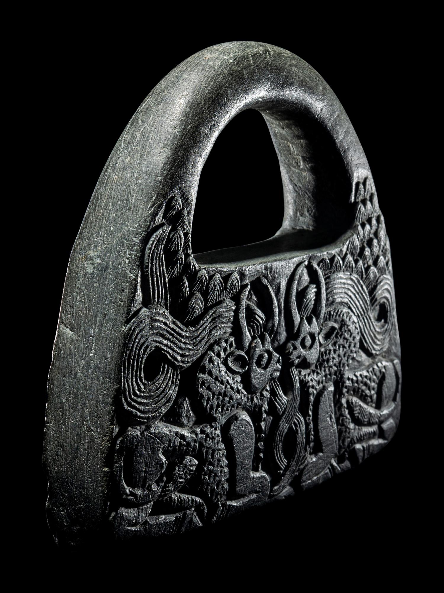 A Western Asiatic Chlorite Handeled Weight