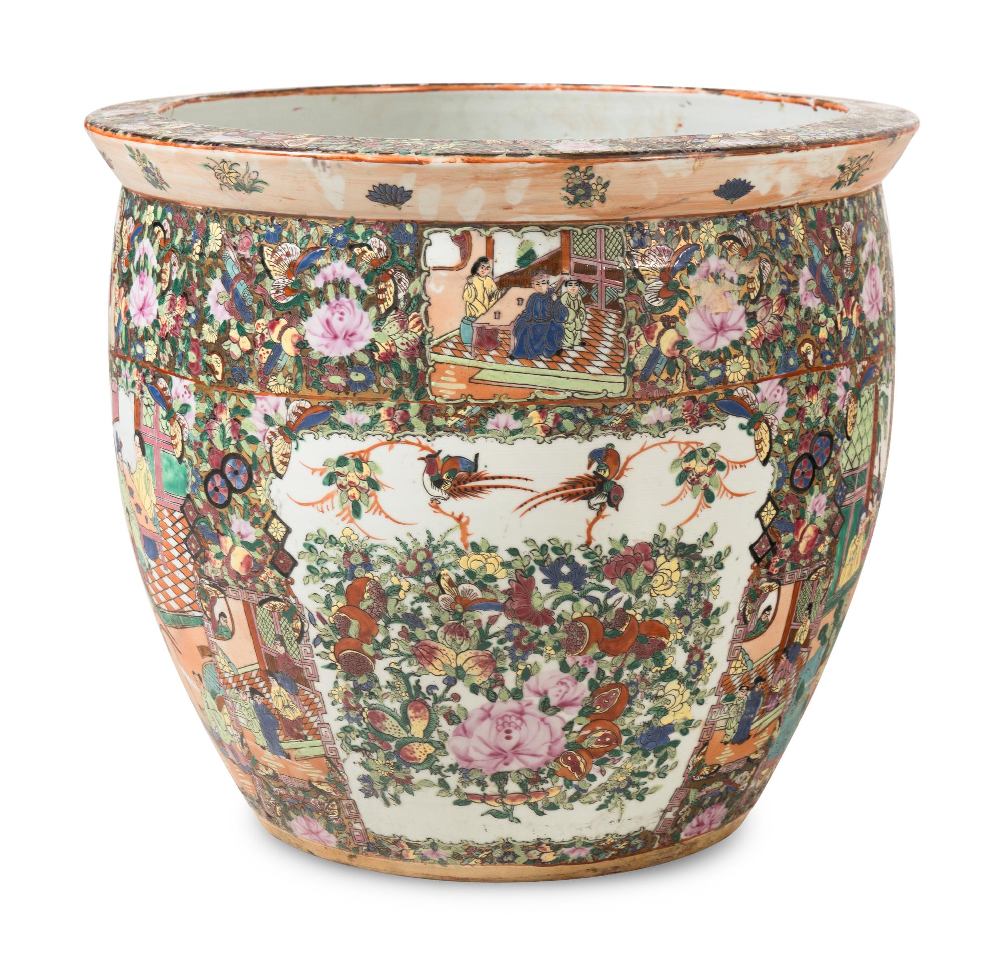 A Rose Medallion Porcelain Jardinière