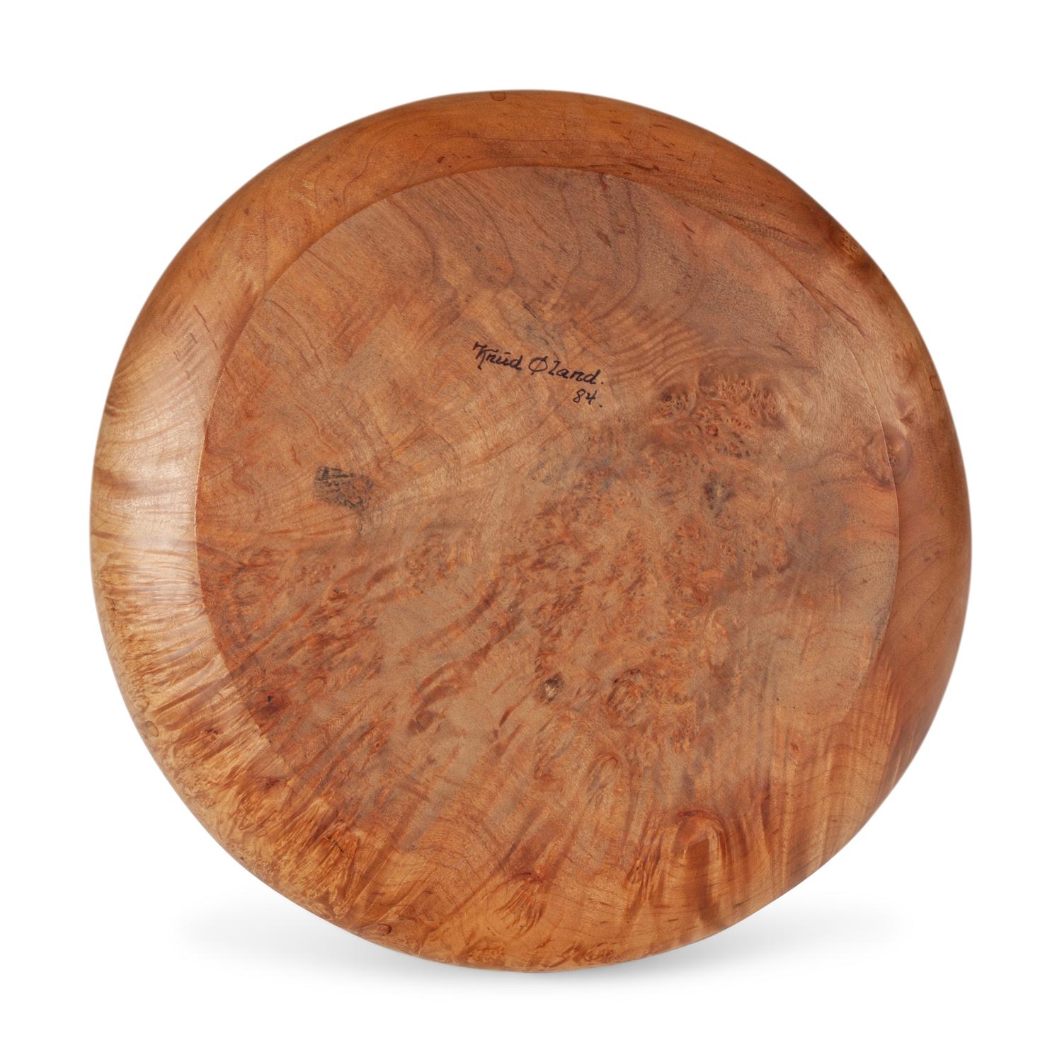 Bowl, 1984