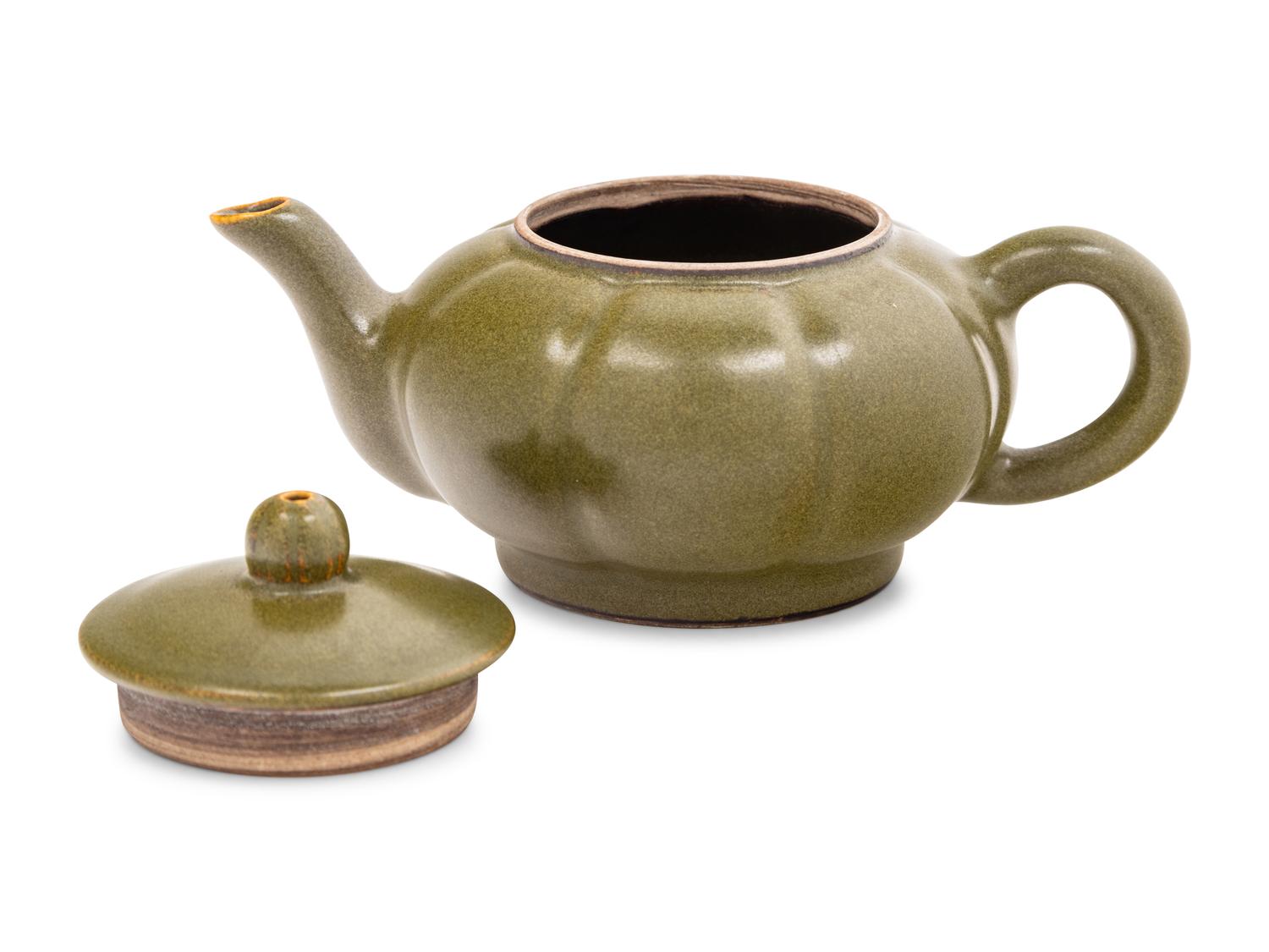 A Chinese Tea Dust Glazed Porcelain Teapot