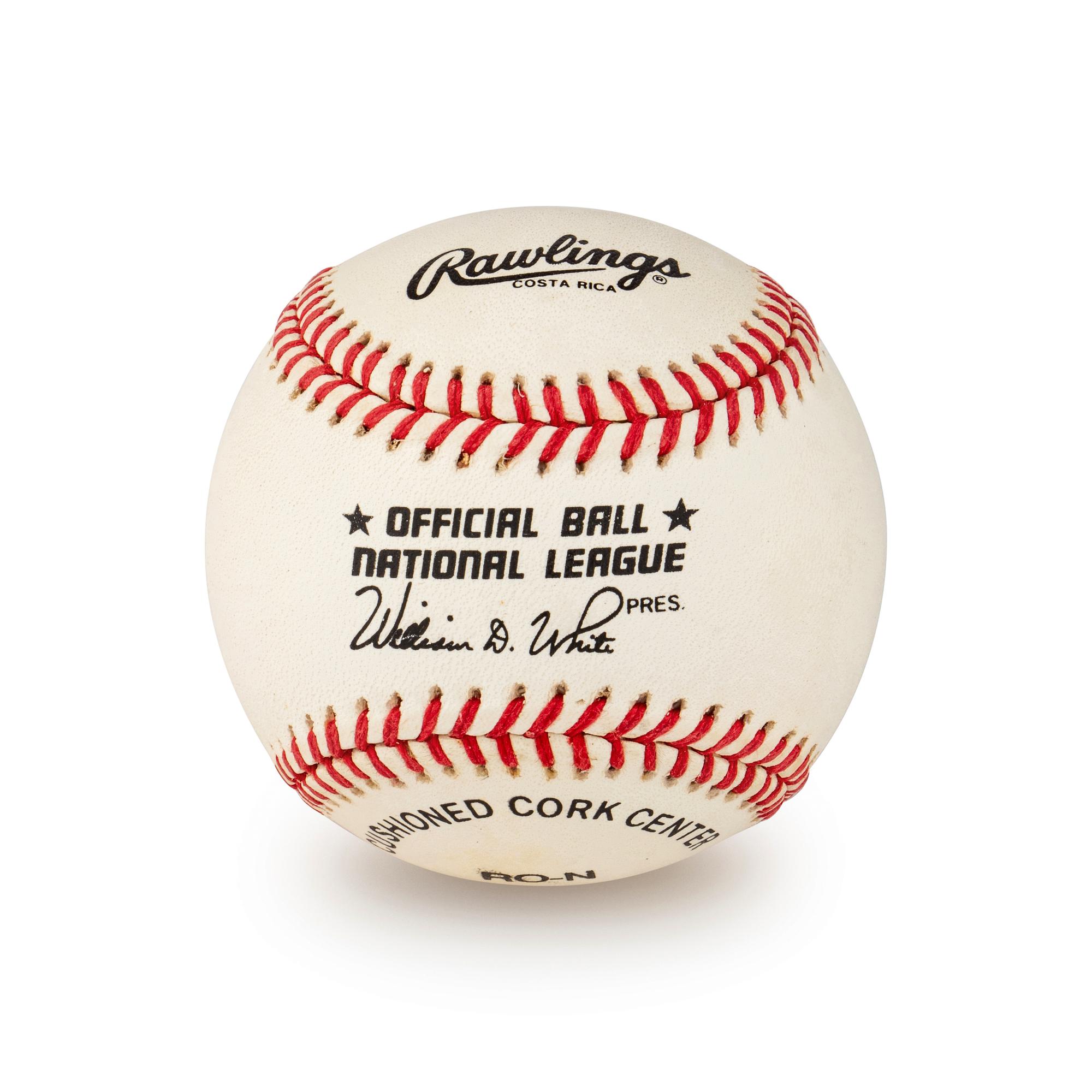 A Hank Aaron Single Signed Autograph Baseball (Beckett Authentication Services)