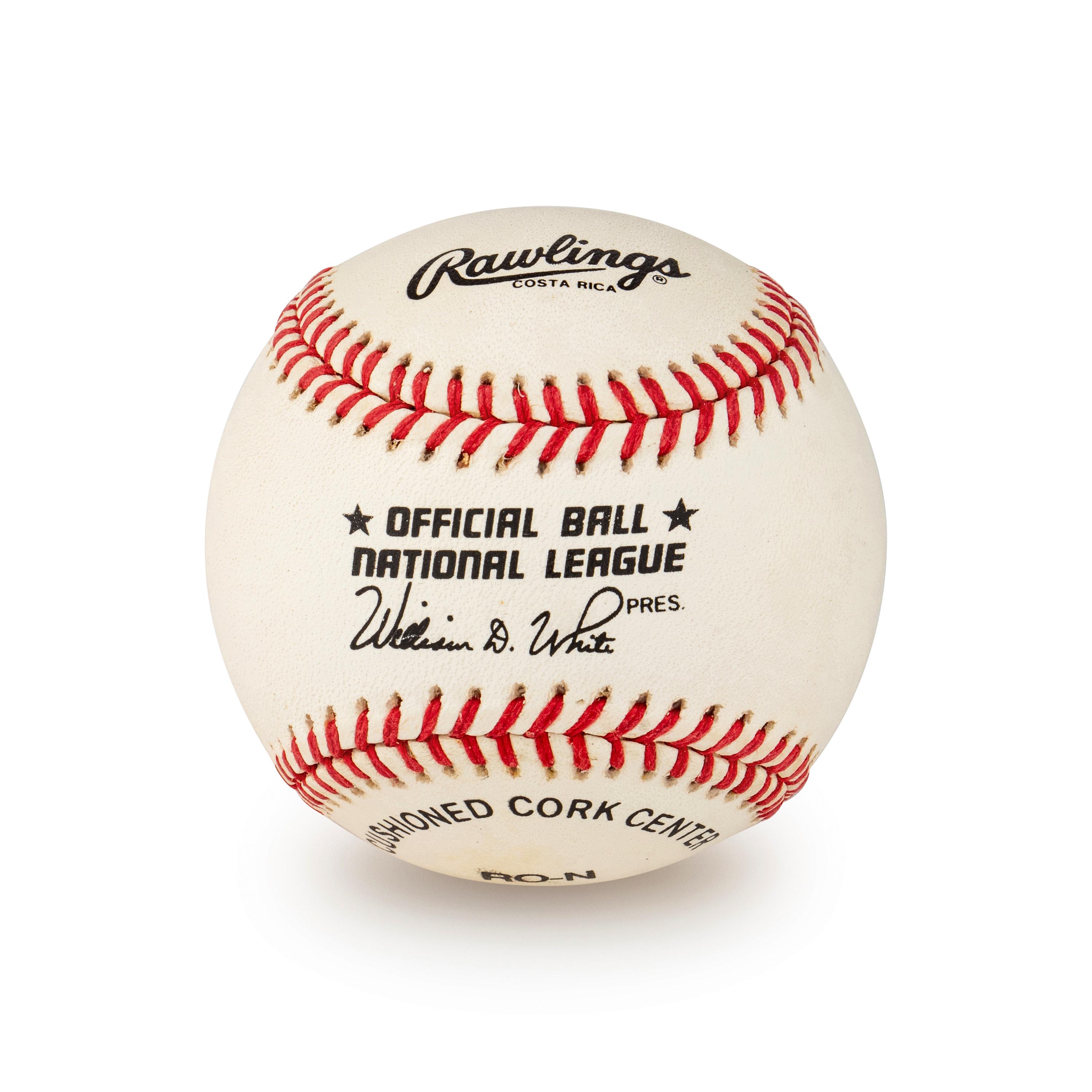 A Hank Aaron Single Signed Autograph Baseball (Beckett Authentication Services)