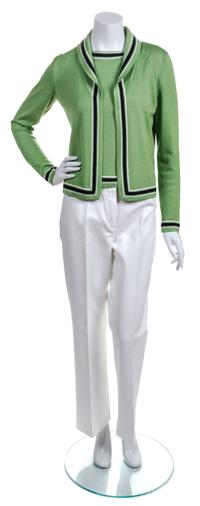 An Oscar de la Renta White Cotton Pant Ensemble, Pant size 10. Sweater set size S.