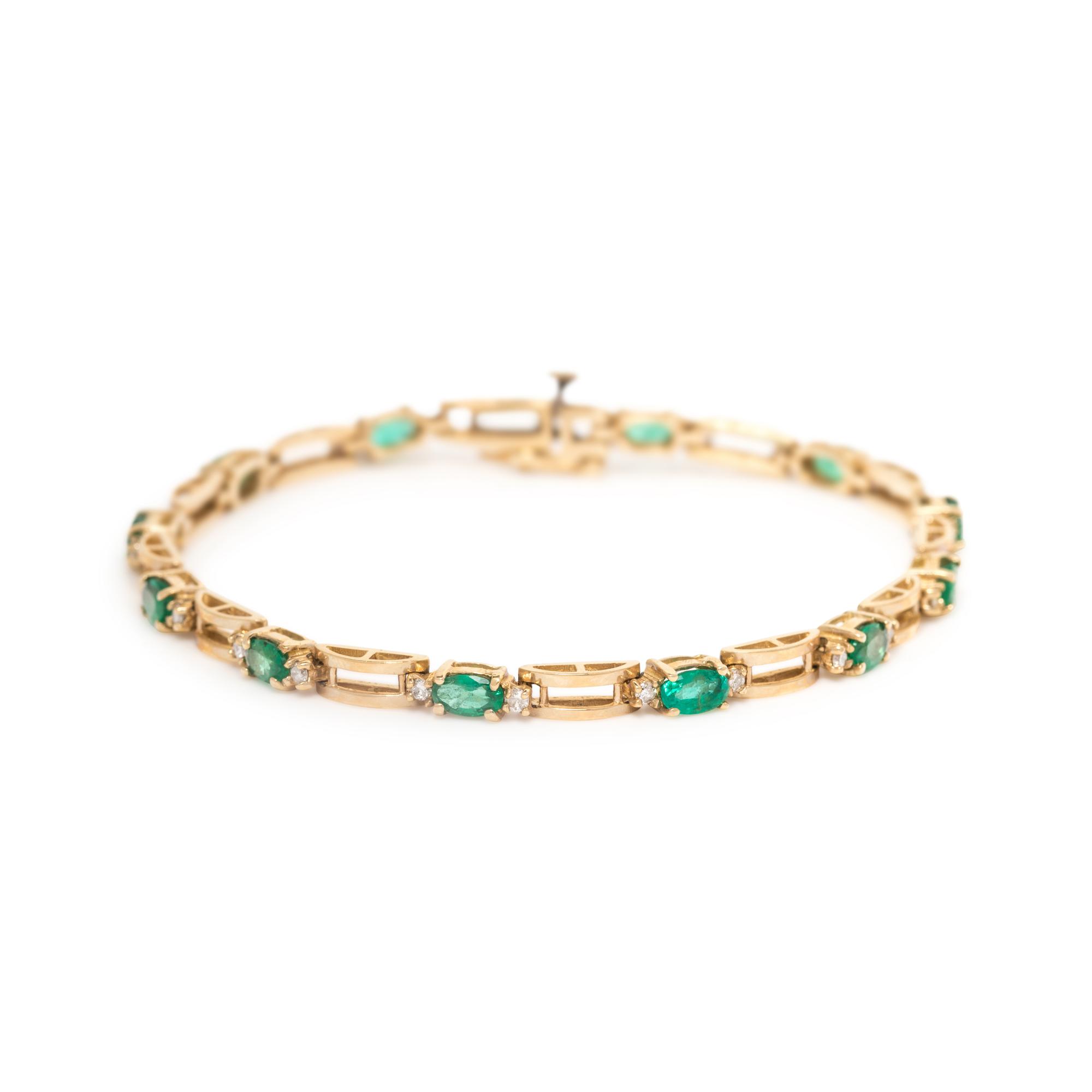 EMERALD AND DIAMOND BRACELET
