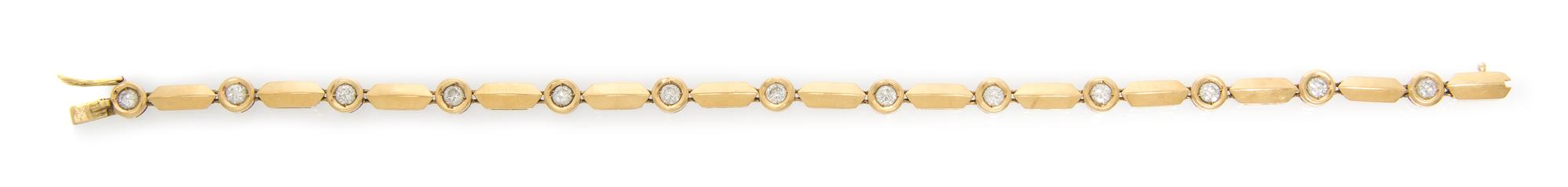 An 18 Karat Yellow Gold and Diamond Bracelet, 7.30 dwts.
