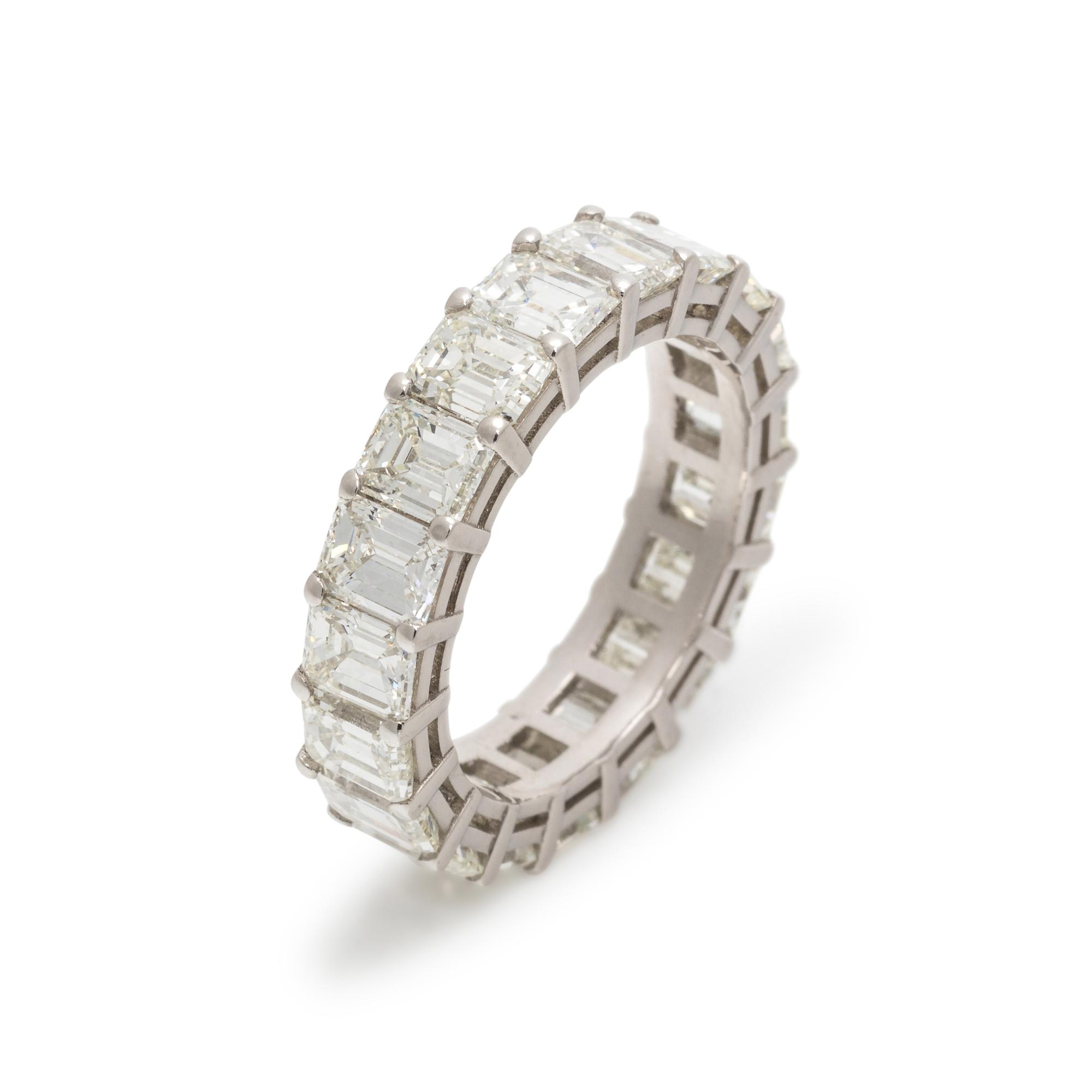 DIAMOND ETERNITY BAND