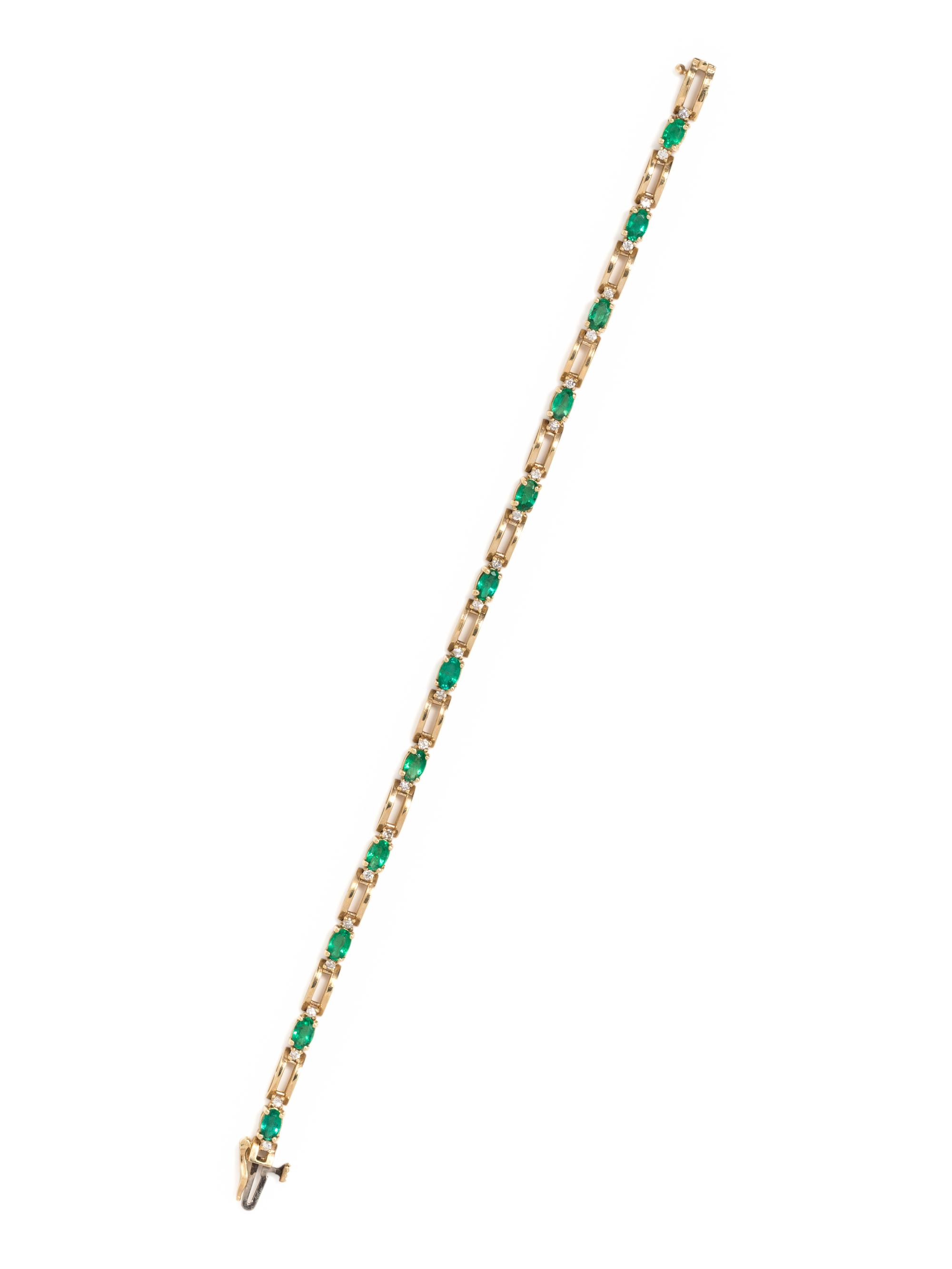 EMERALD AND DIAMOND BRACELET