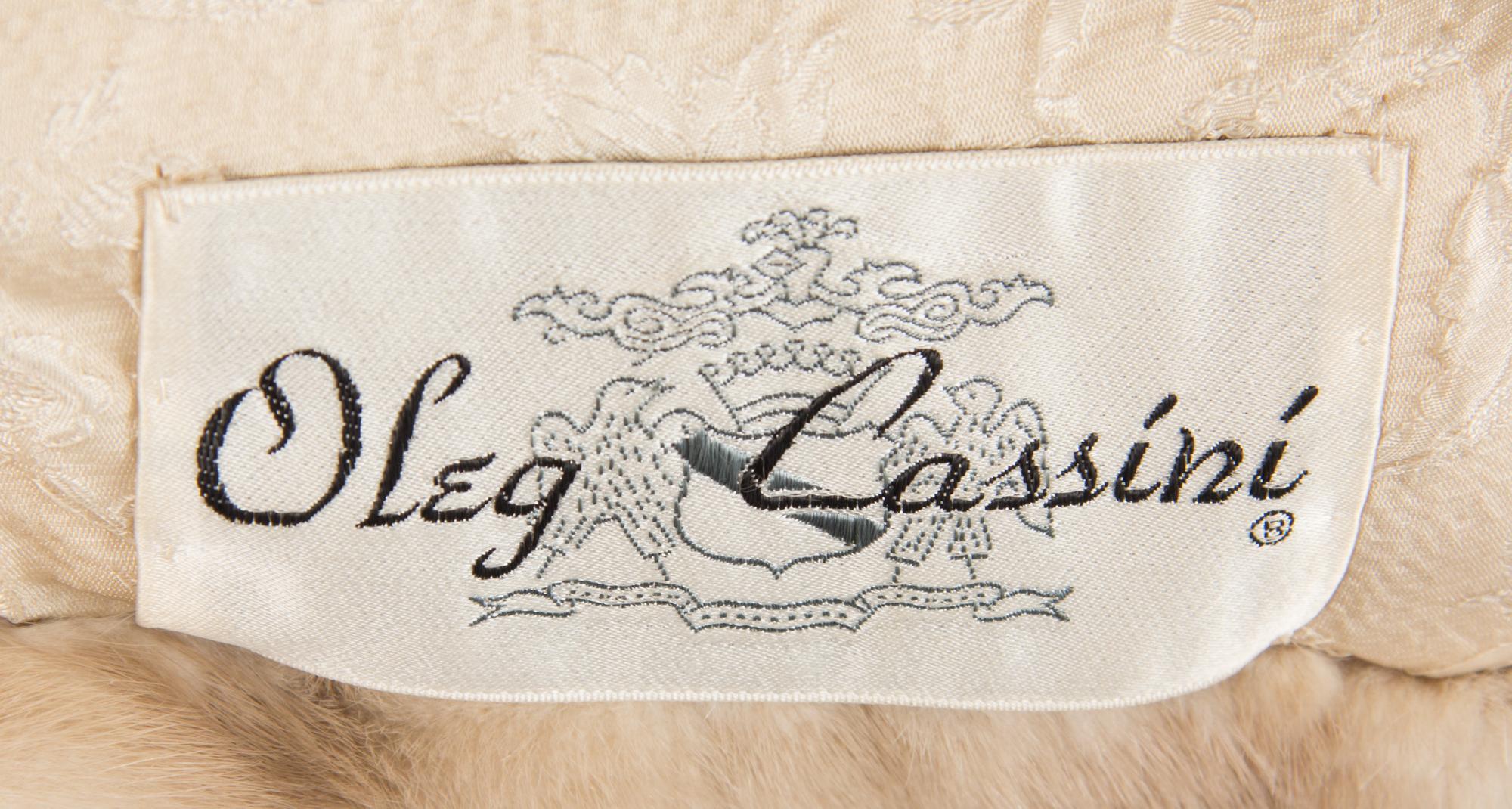 An Oleg Cassini Fur Capelet,