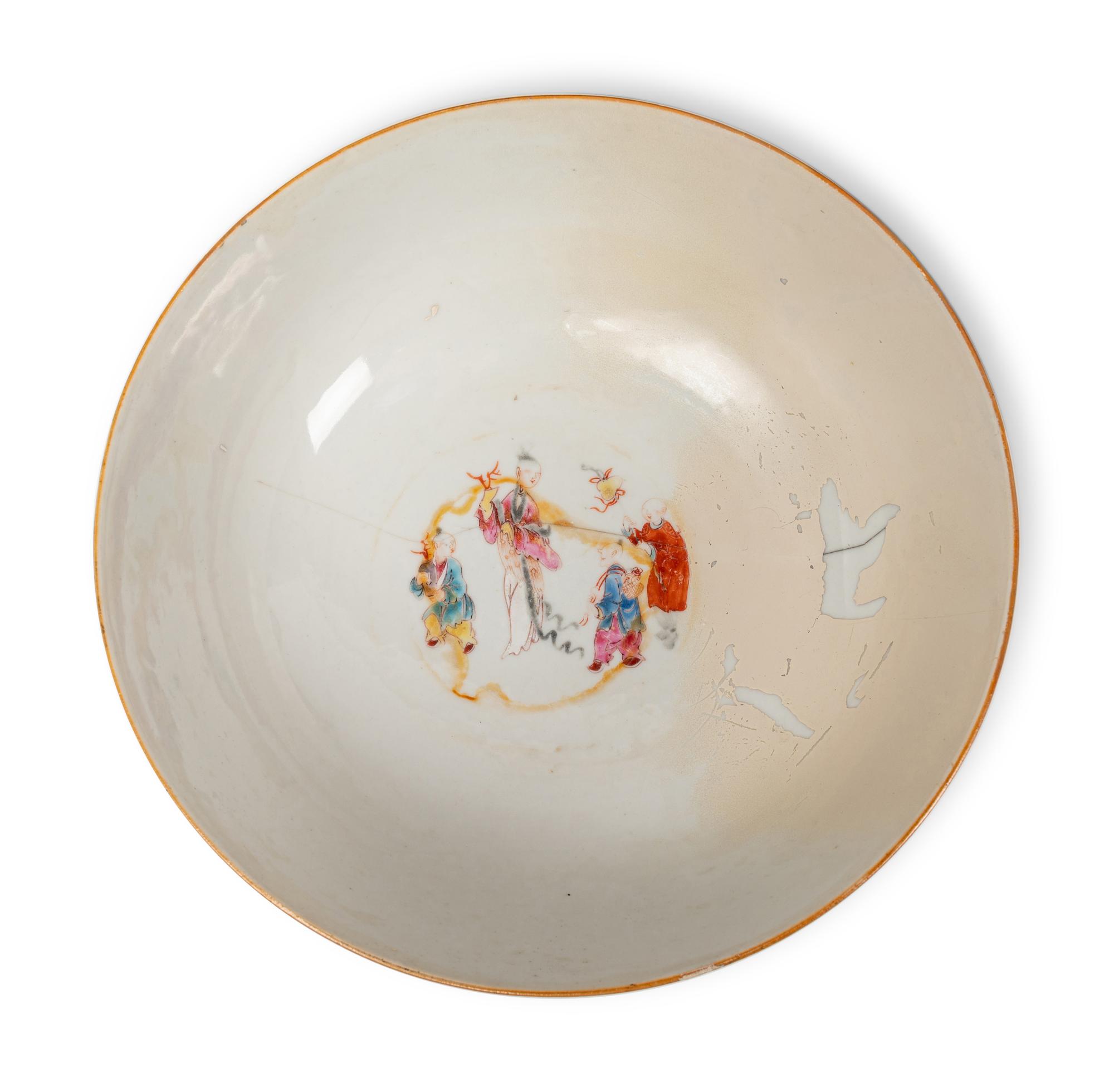 Seven Chinese Export Porcelain Articles