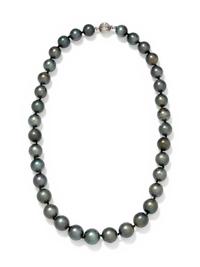 CULTURED TAHITIAN PEARL NECKLACE
