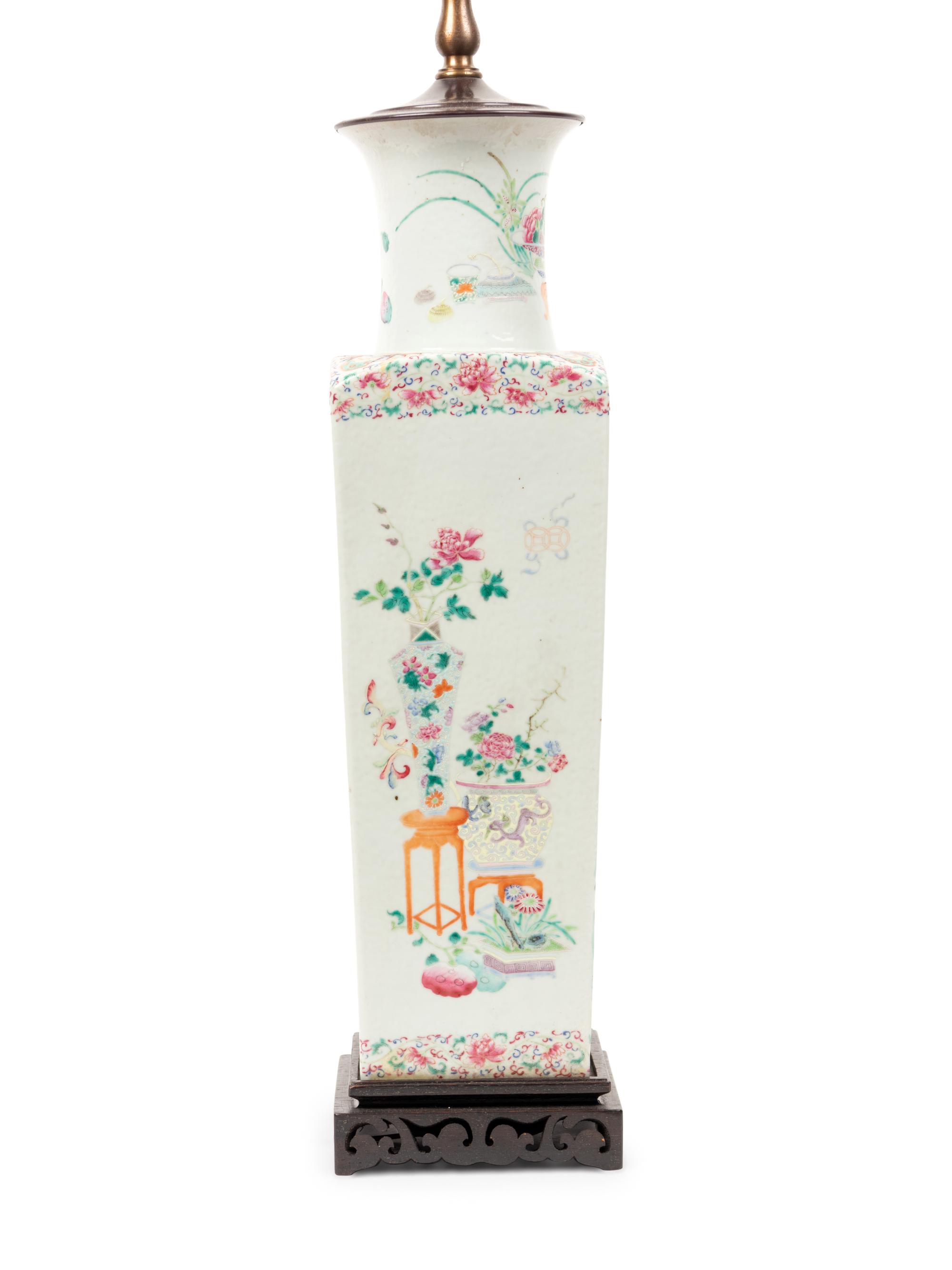 A Chinese Famille Rose Porcelain Vase