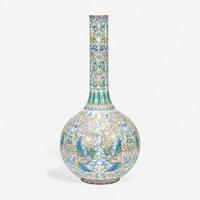 A large Chinese enameled copper vase 铜胎画珐琅花瓶