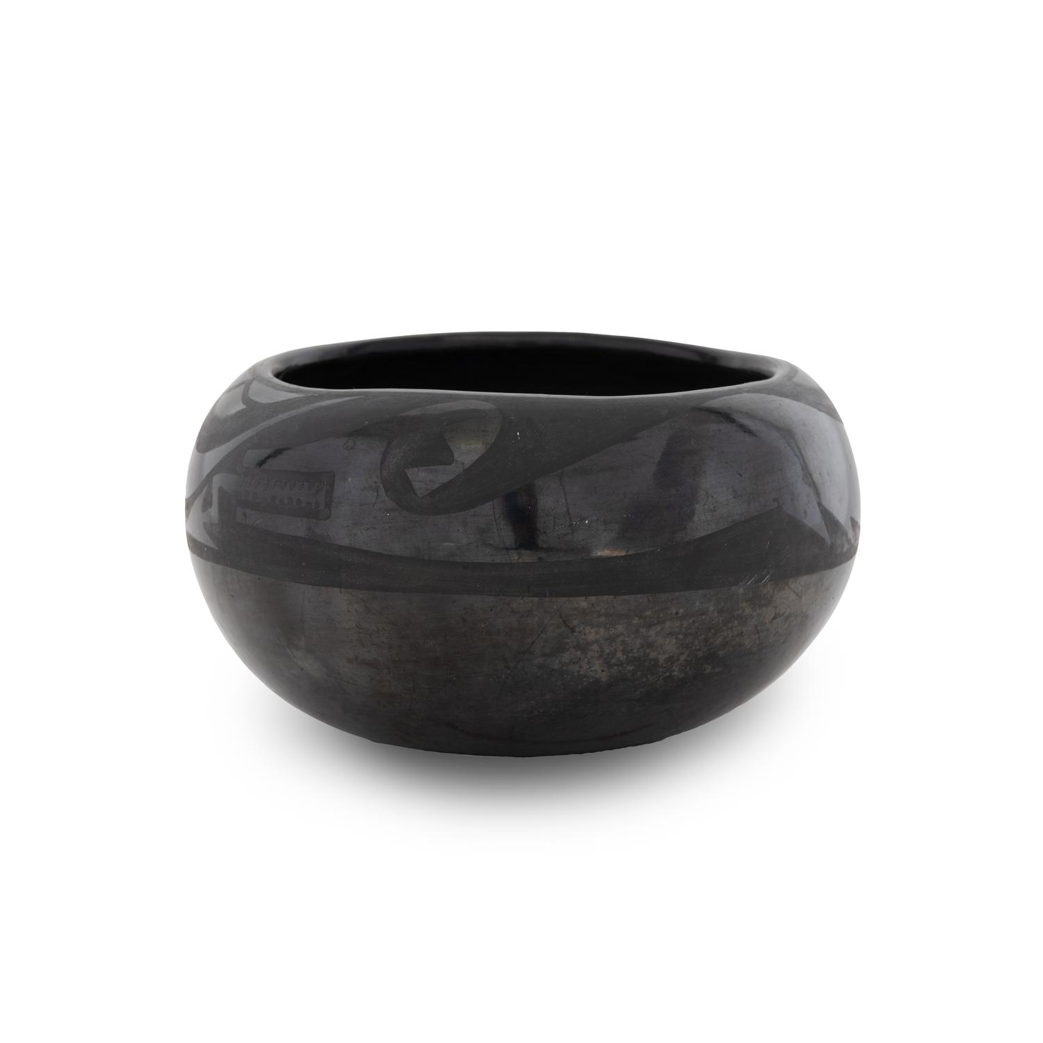 Maria Martinez (San Ildefonso, 1887-1980) Blackware Pottery Jar 1923-1925