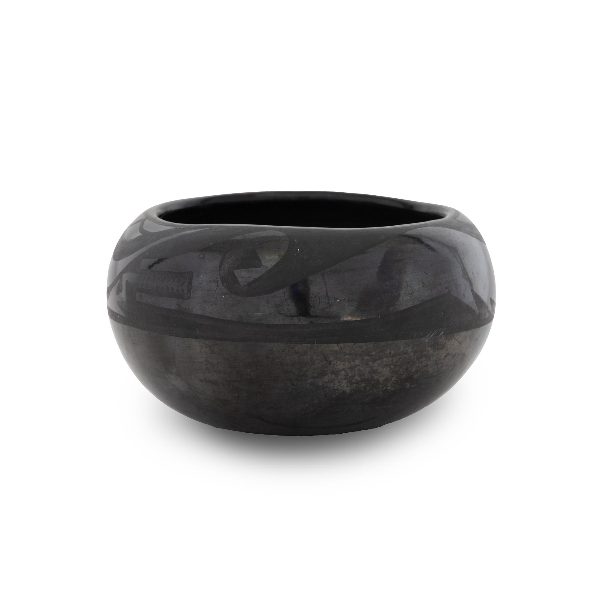 Maria Martinez (San Ildefonso, 1887-1980) Blackware Pottery Jar 1923-1925