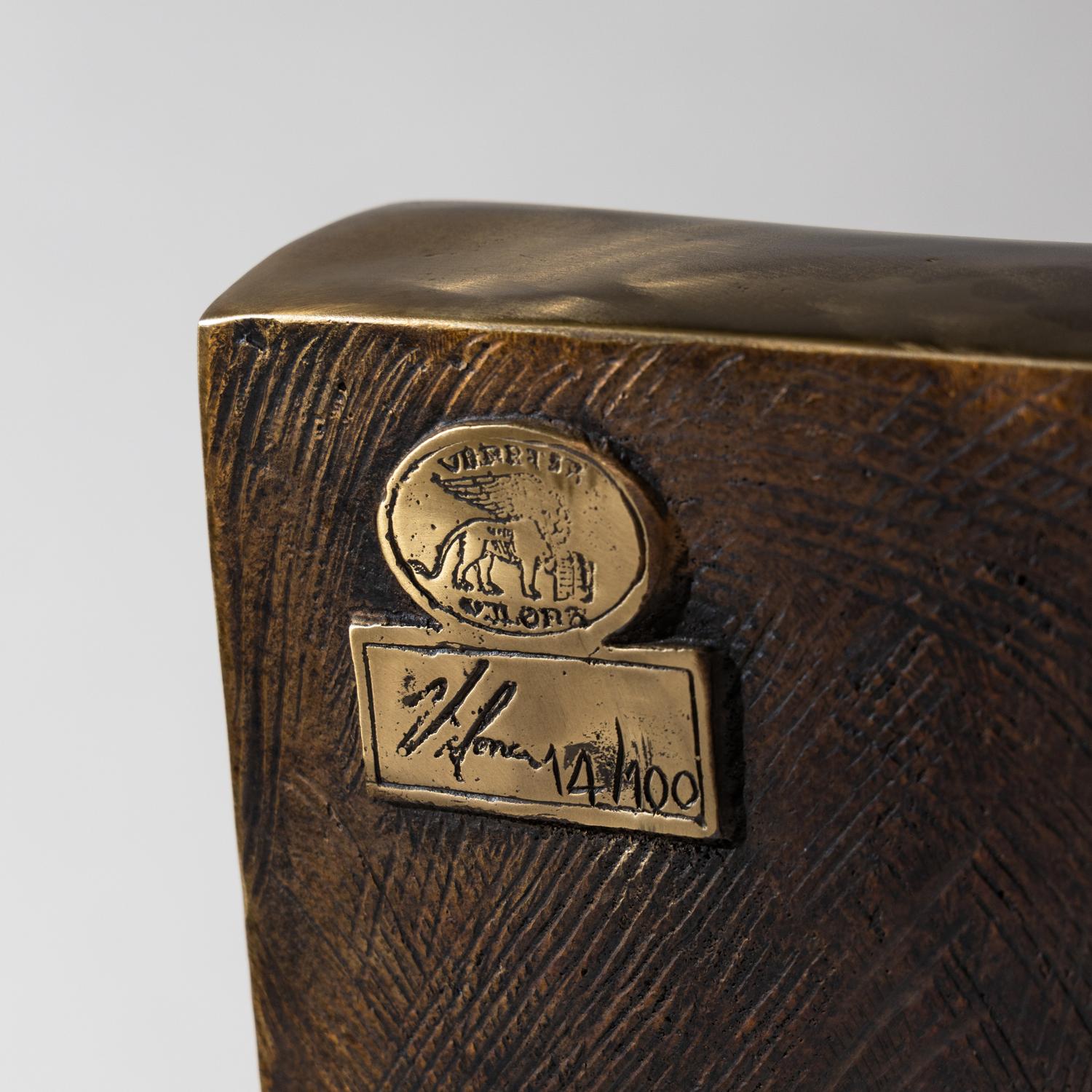 Sculptural bronze chair Veretia Vilona, USA