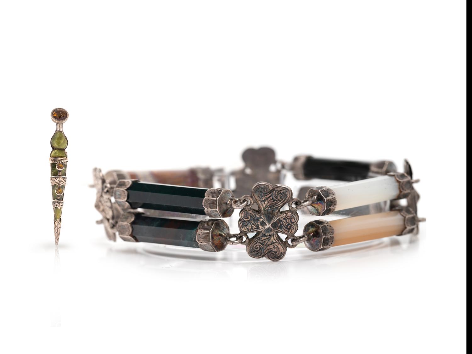 COLLECTION OF SCOTTISH AGATE JEWELRY
