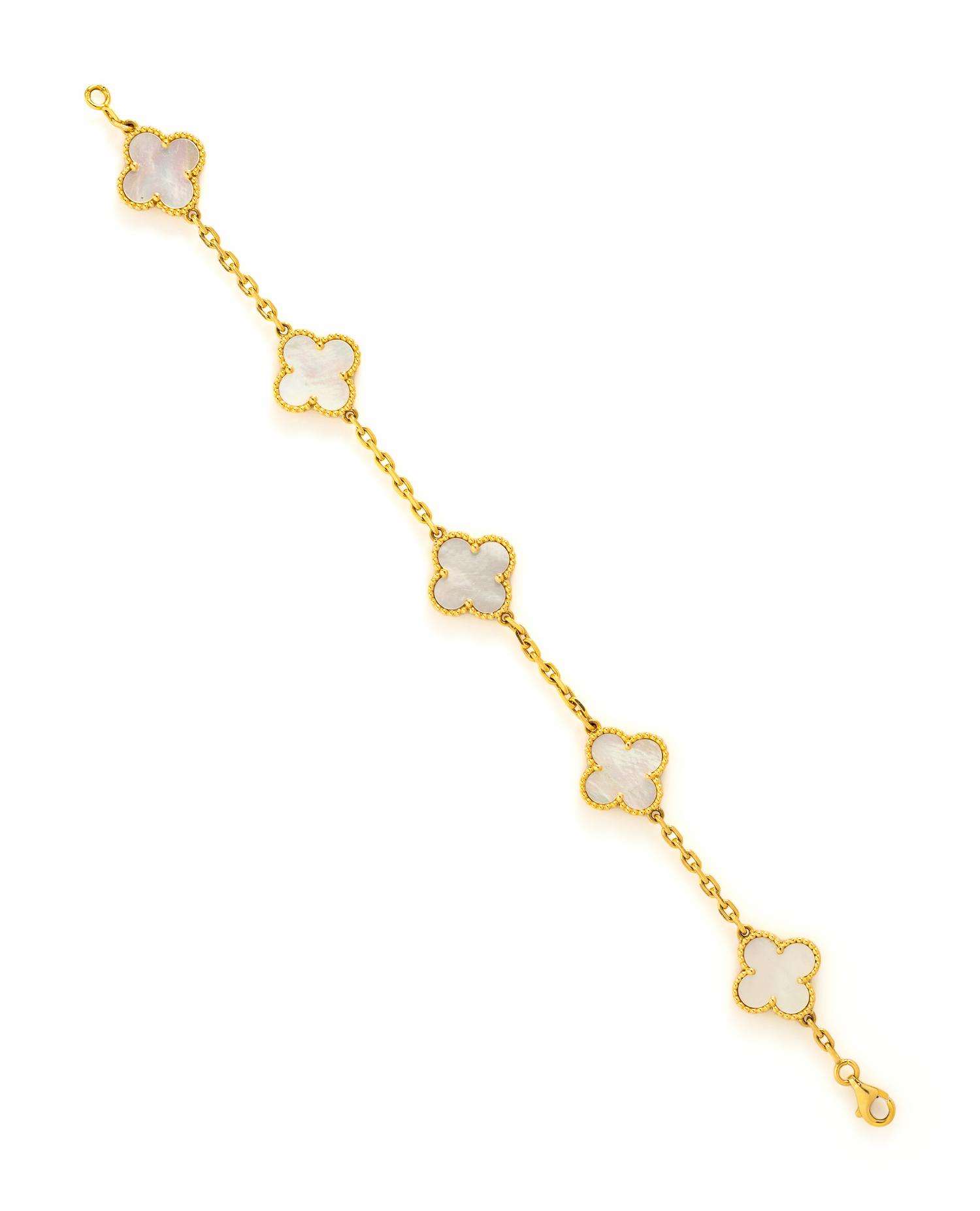 VAN CLEEF & ARPELS, YELLOW GOLD AND MOTHER-OF-PEARL 'VINTAGE ALHAMBRA' BRACELET