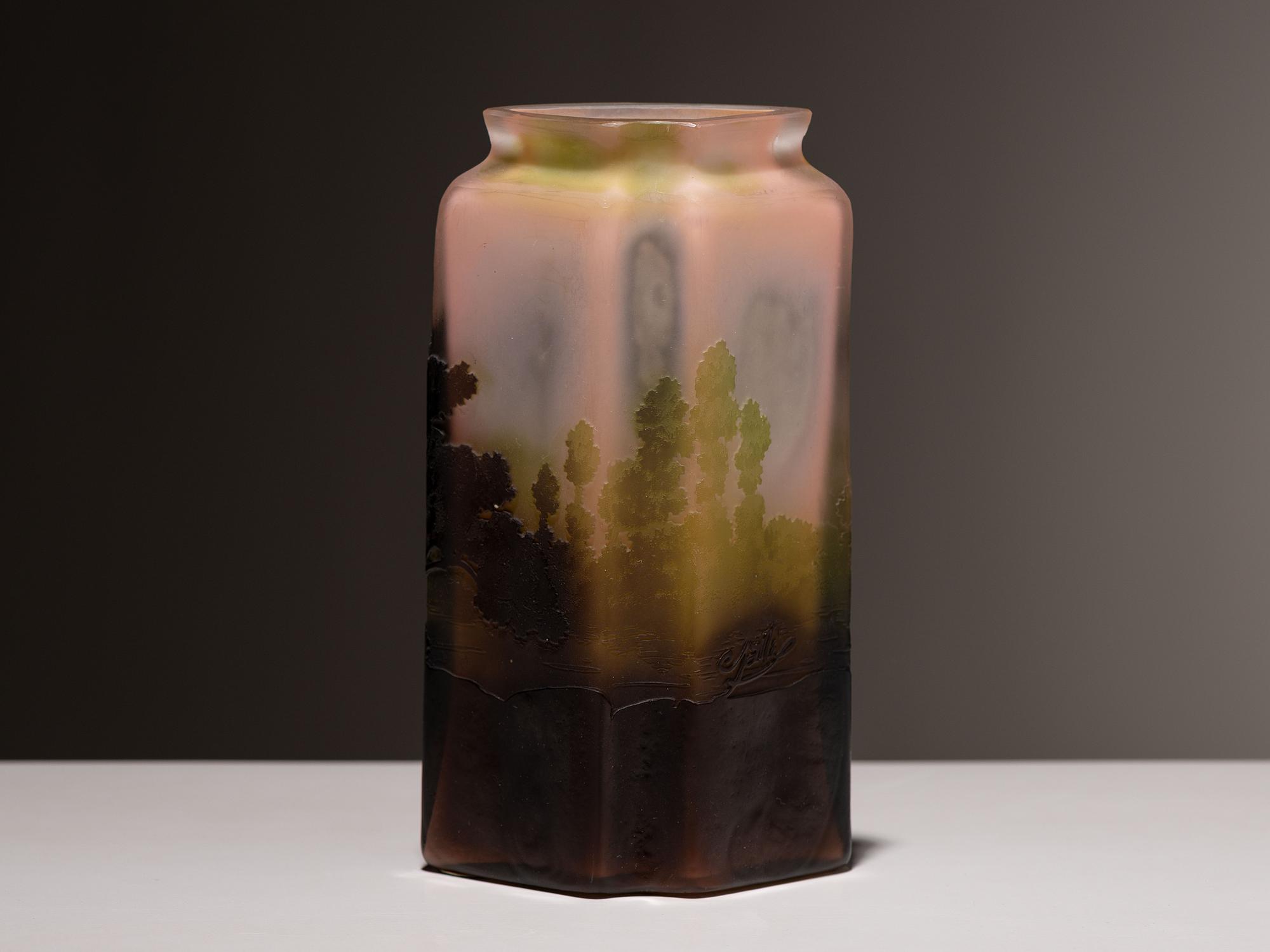Scenic Vase