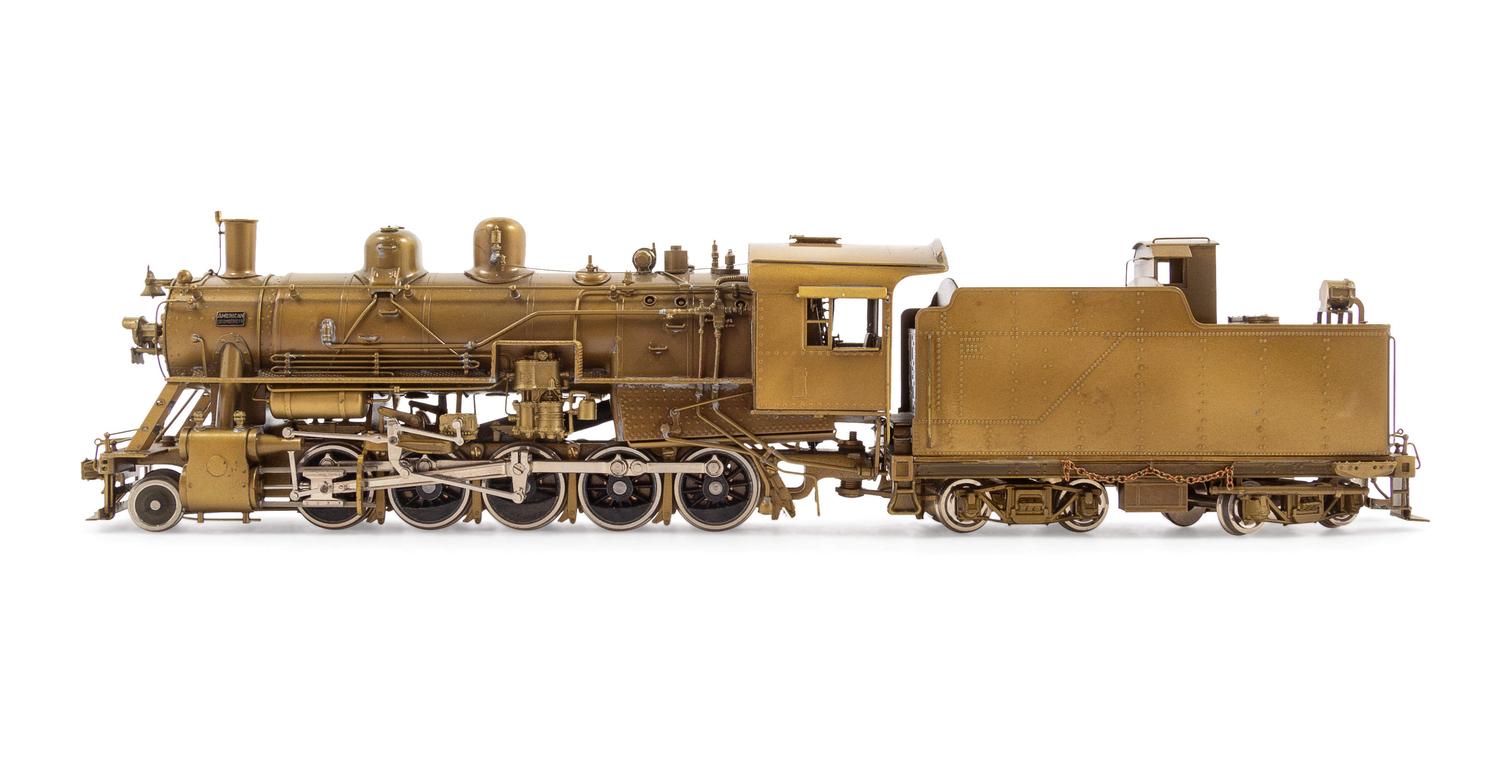 A Group of Four Japanese Brass HO-Gauge Locomotives and Tenders