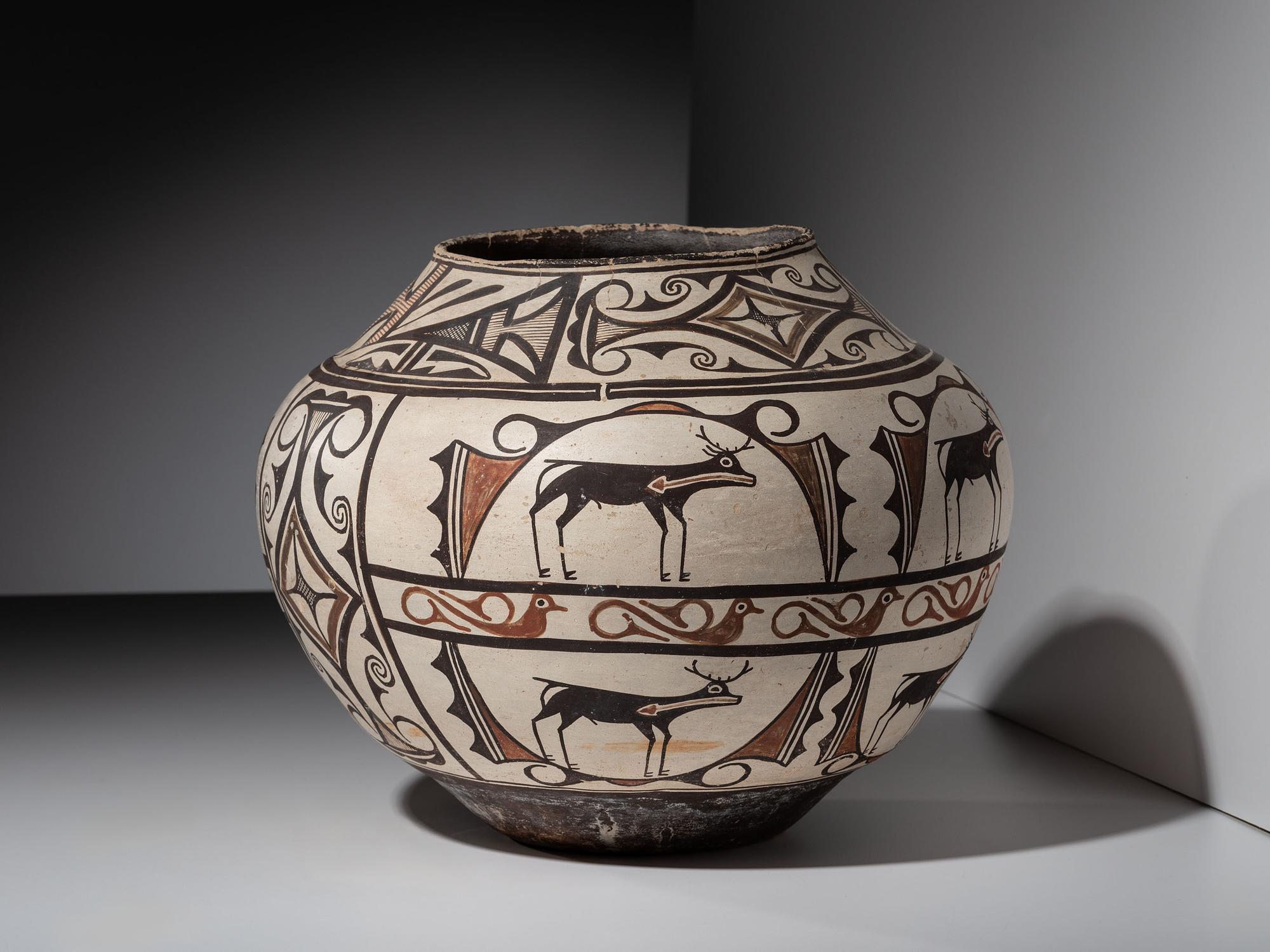 Zuni Polychrome Olla, with Heartline Deer
