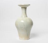 A Japanese Porcelain Vase, Soei Obiya Height 13 1/2 inches. — 1983