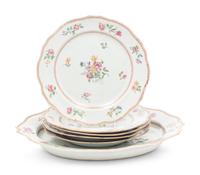 A Chinese Export Porcelain Platter and Five Plates