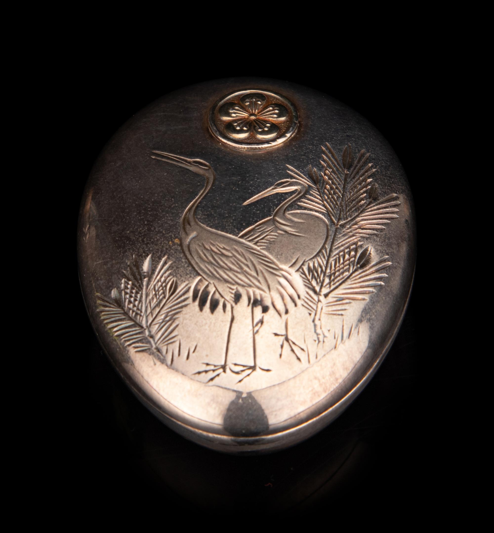 A Japanese Silver Oval Bonbonnière
