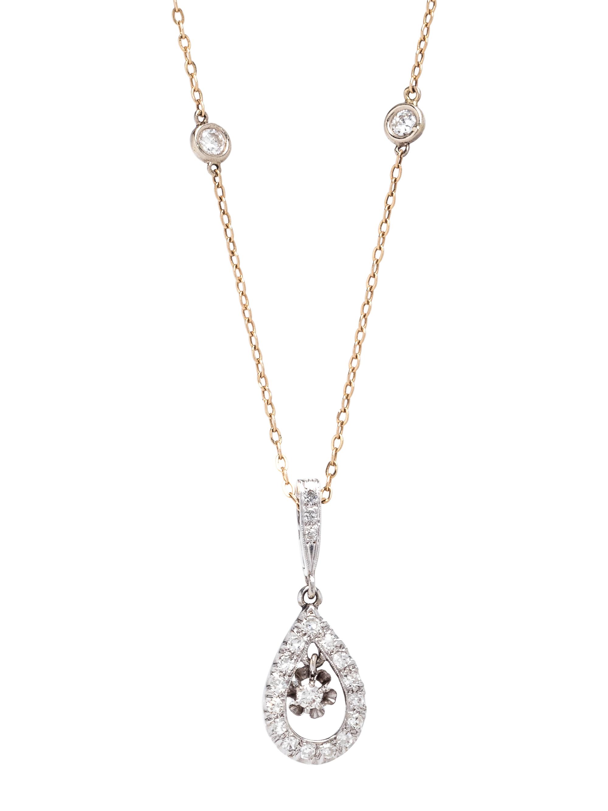 DIAMOND PENDANT/NECKLACE