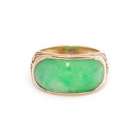 YELLOW GOLD AND JADE RING