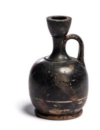 An Attic Red‑Figured Squat Lekythos