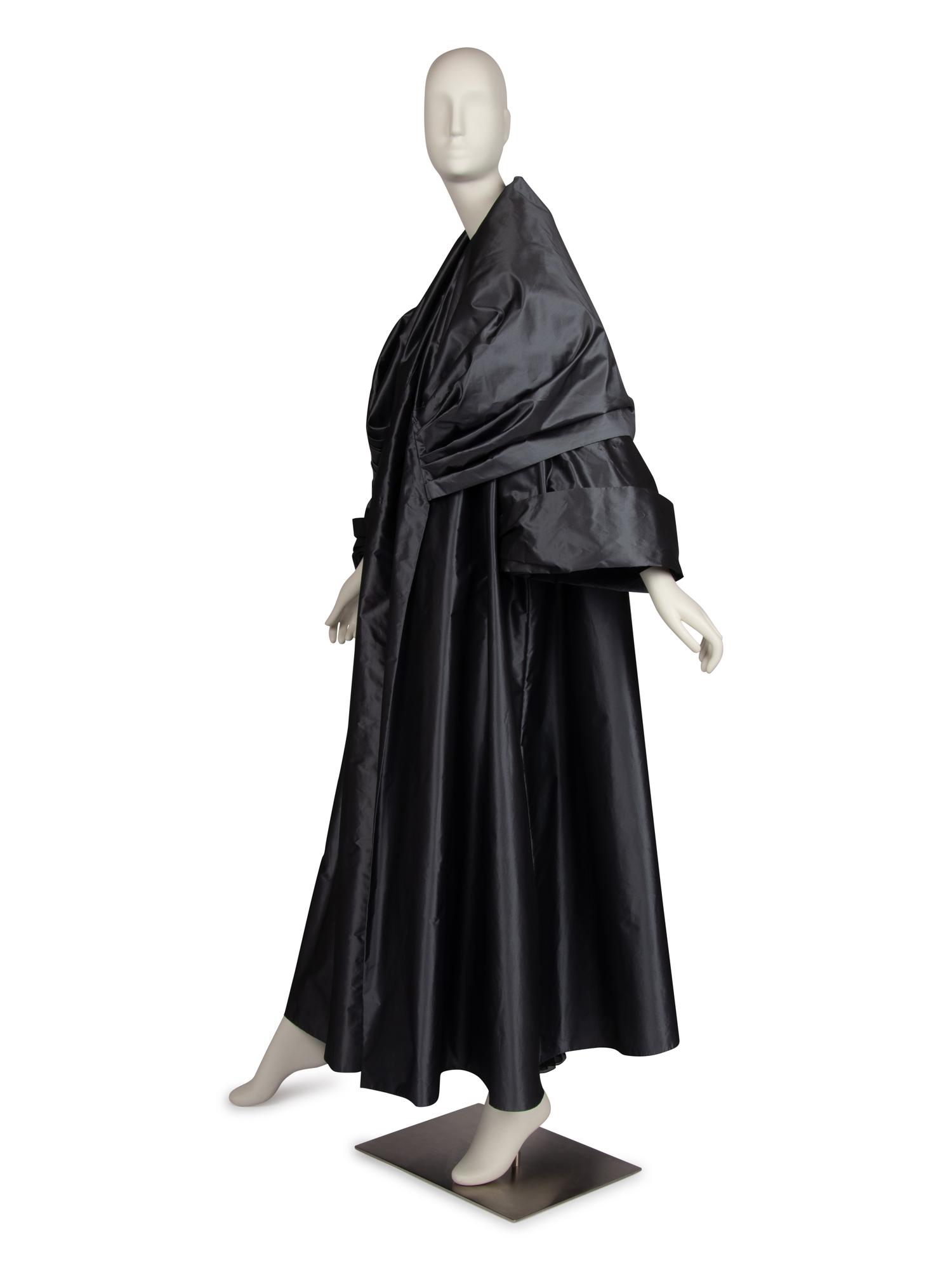 Christian Dior Haute Couture Silver Taffeta Coat, Autumn/Winter 1988-89