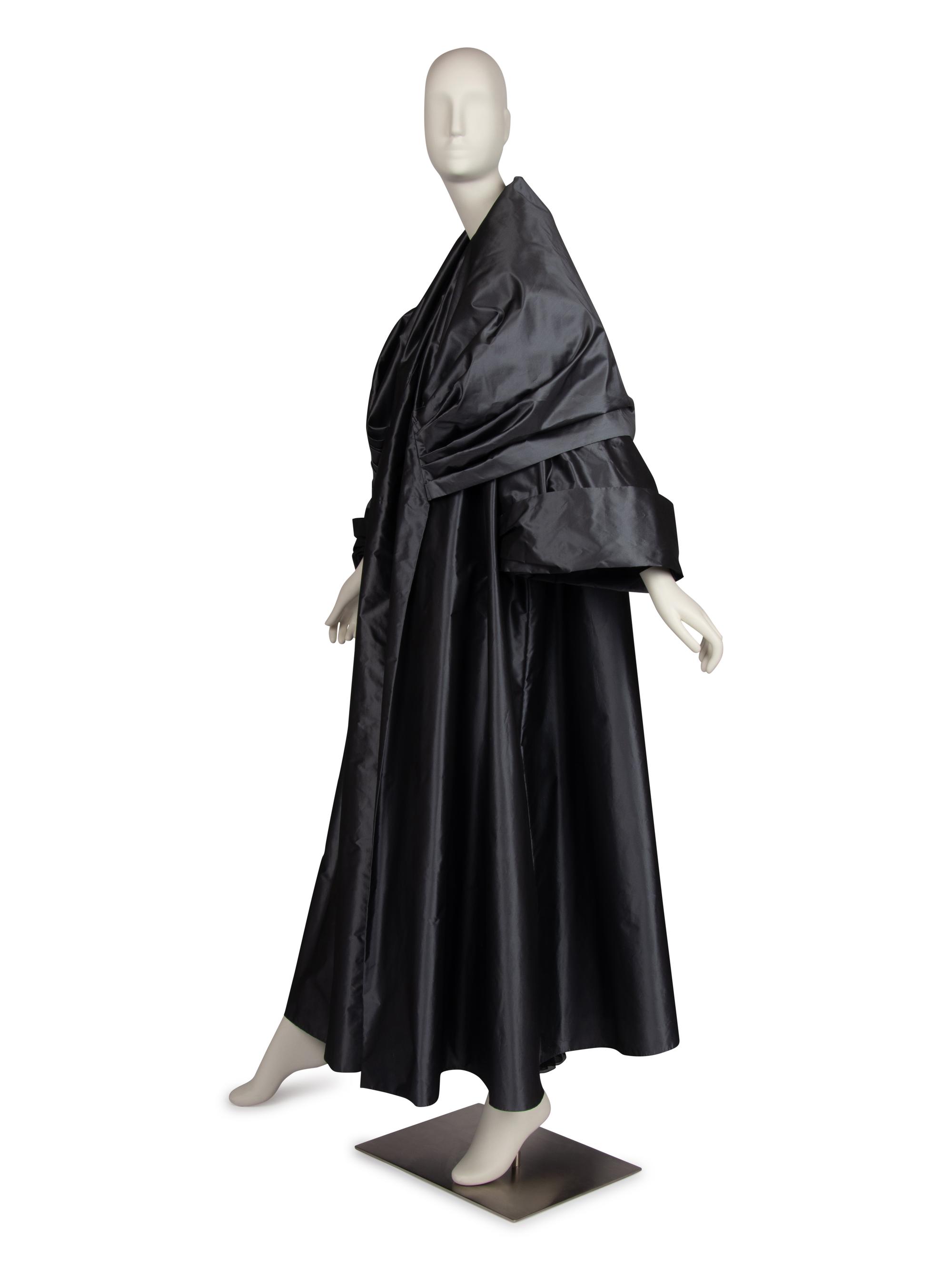 Christian Dior Haute Couture Silver Taffeta Coat, Autumn/Winter 1988-89