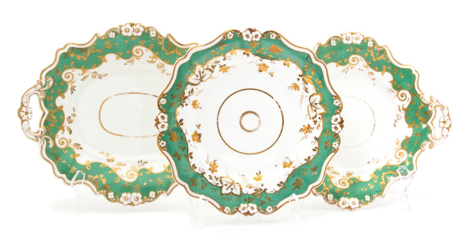 Thirteen English Porcelain Plates Diameter of largest 11 1/2 inches. — 19TH CENTURY