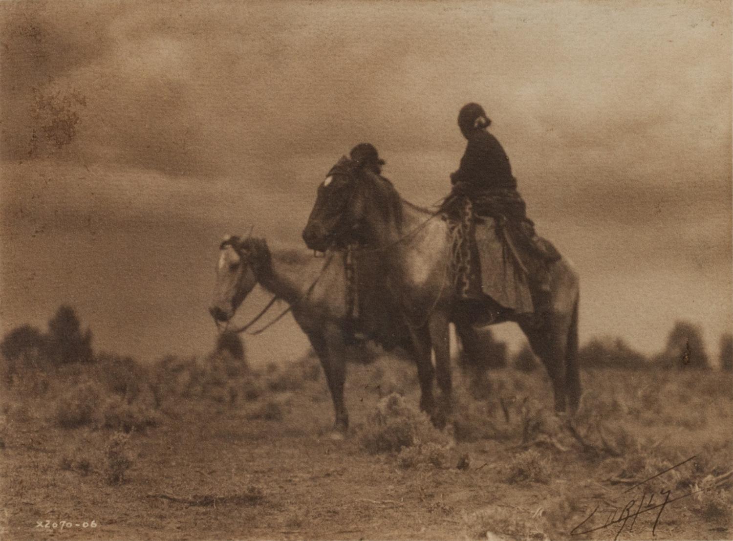 Women of the Desert, Navaho
