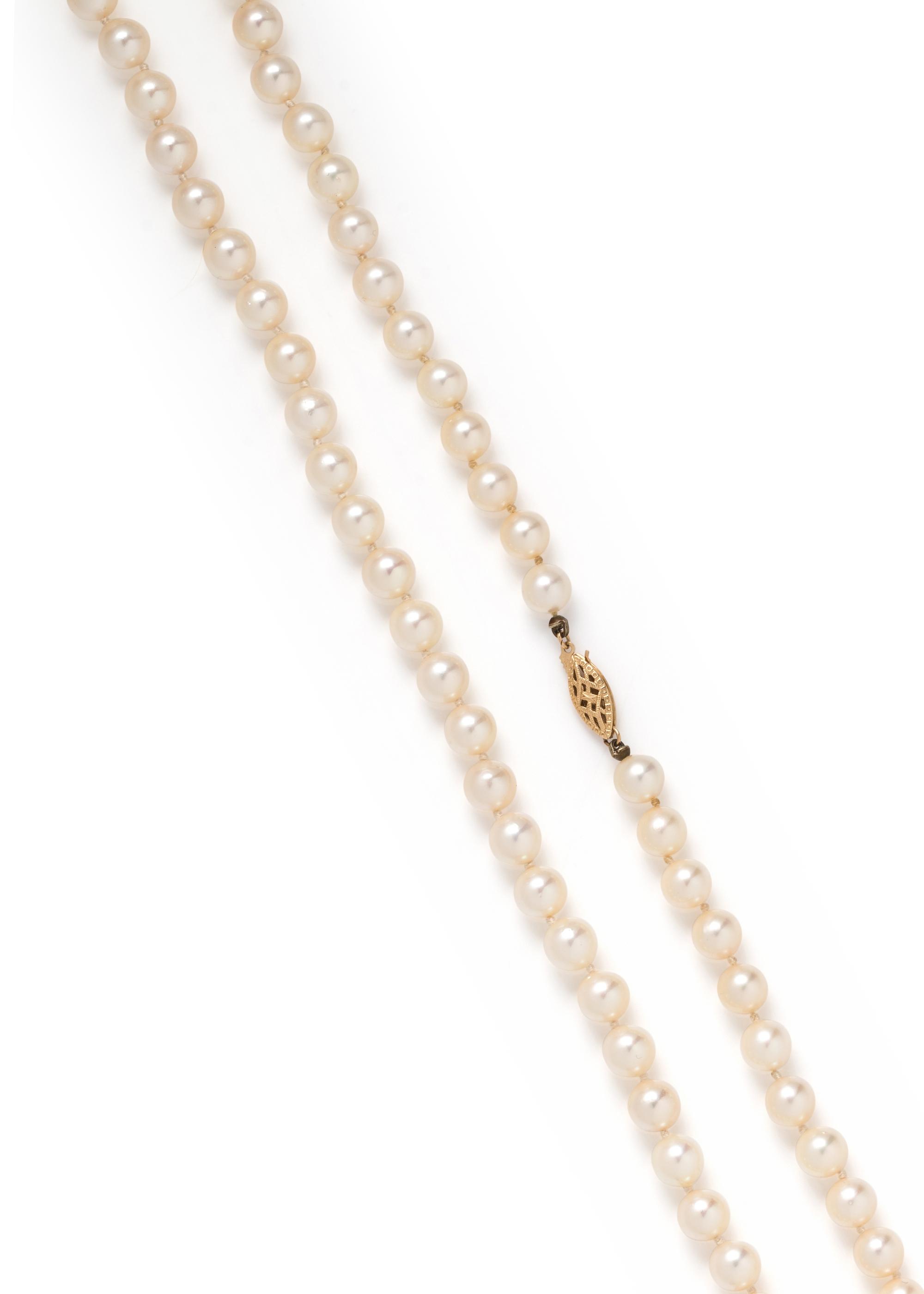 CULTURED PEARL NECKLACE